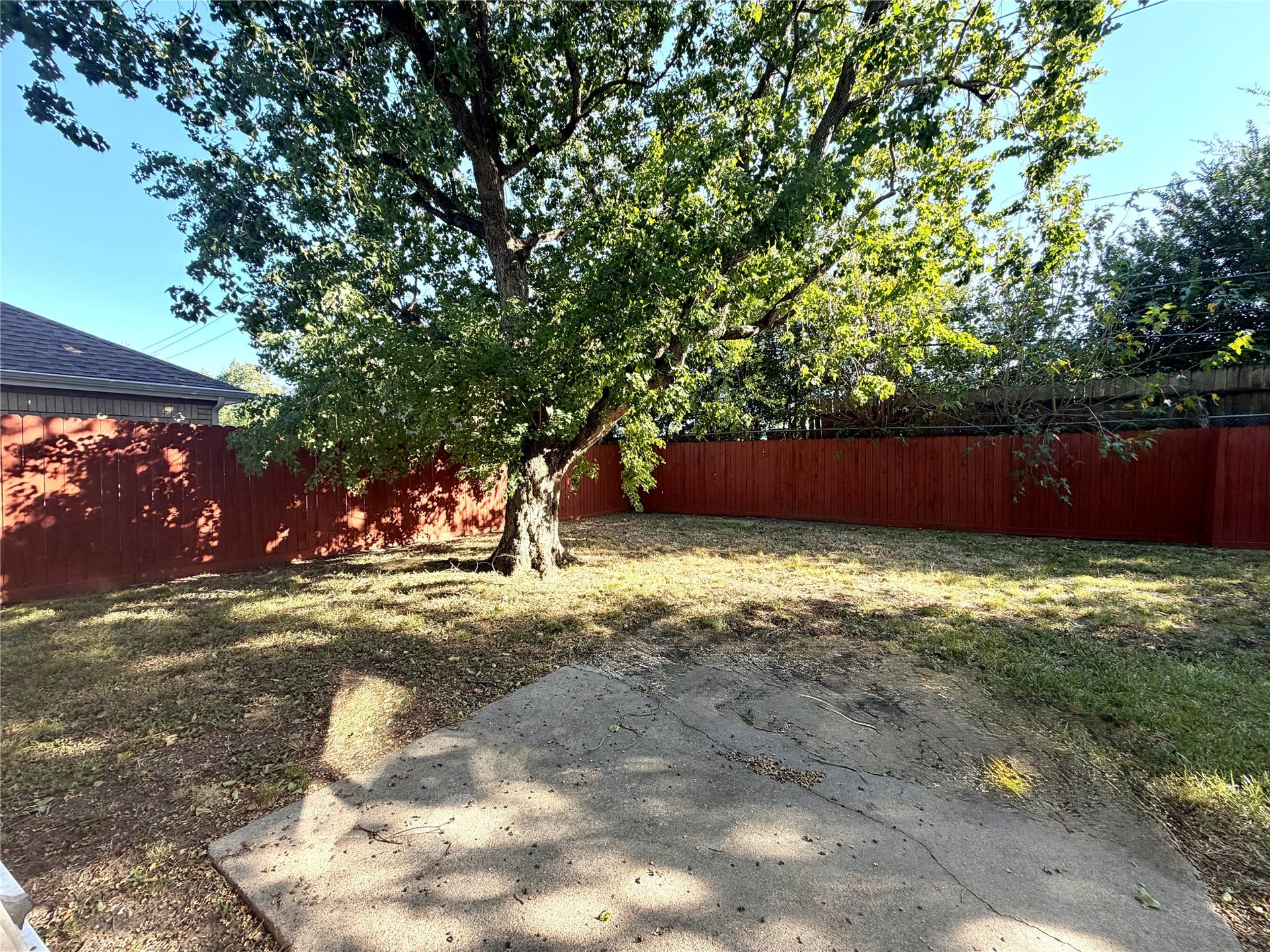 3825 Redbud Drive, La Porte, TX 77571 3825 Redbud Drive, La Porte, TX 77571