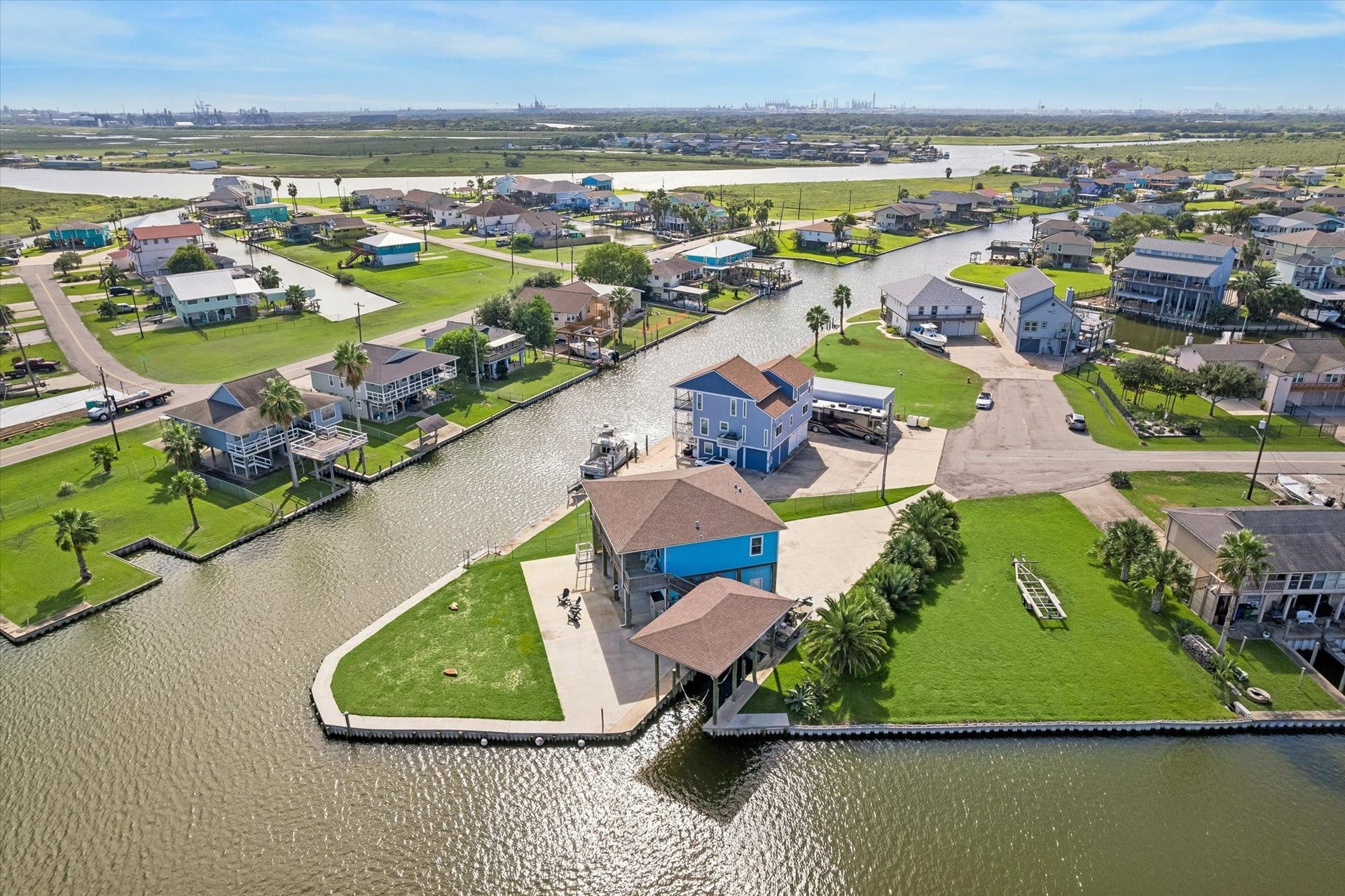 161 Four Master Road, Freeport, TX 77541 Waterfront living at its finest with this stunning property on a spacious corner lot, offering direct canal access and breathtaking views. Perfect for boating enthusiasts and those who enjoy serene water vistas.