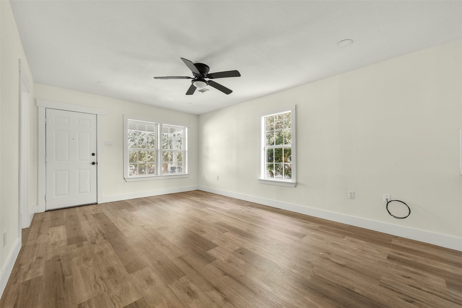 2216 New Jersey Street, Baytown, TX 77520 2216 New Jersey Street, Baytown, TX 77520