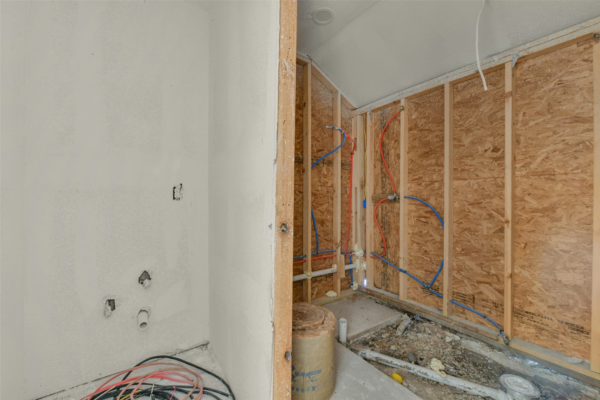 2216 New Jersey Street, Baytown, TX 77520 Semi Converted Garage (Bathroom #1)