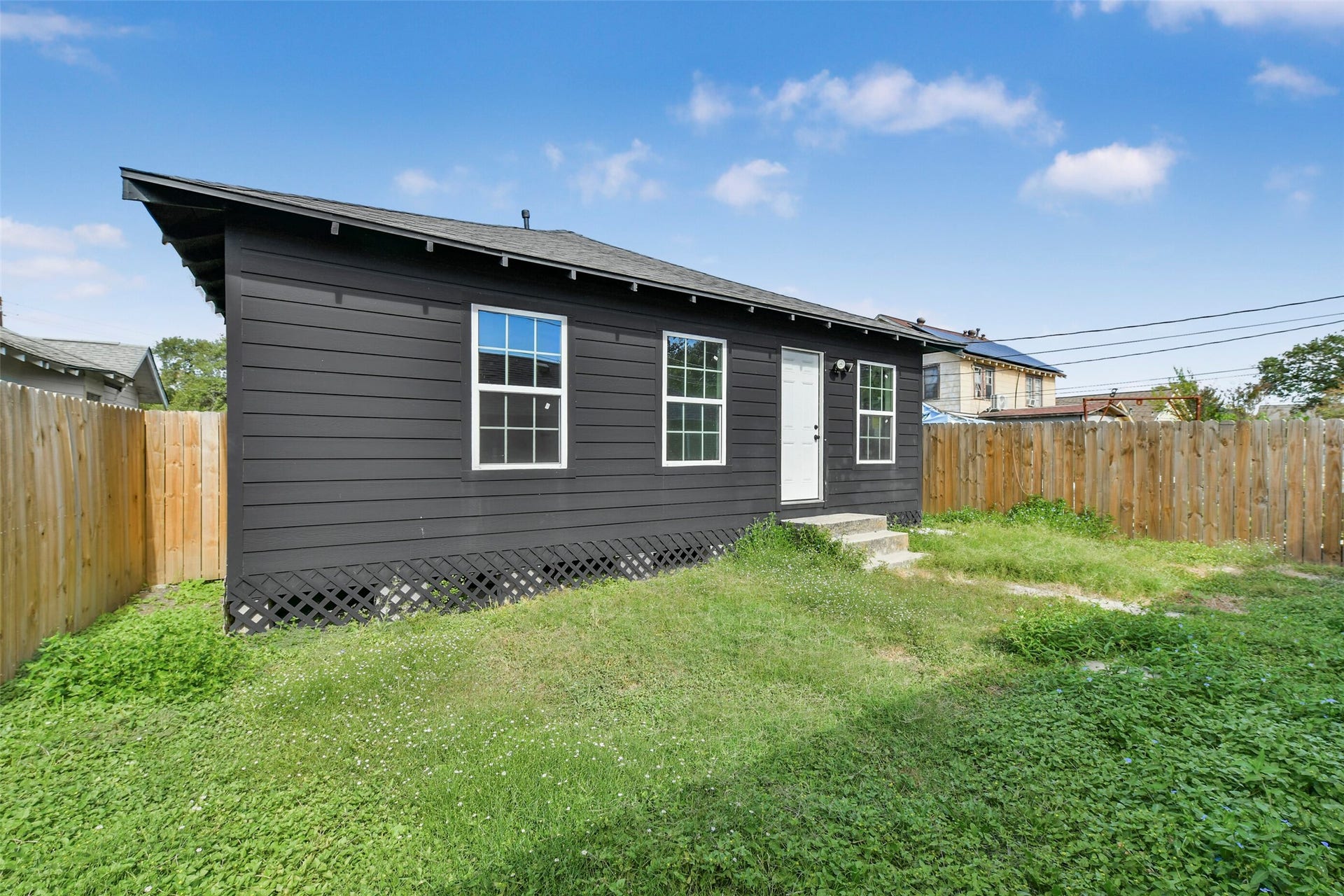 2216 New Jersey Street, Baytown, TX 77520 2216 New Jersey Street, Baytown, TX 77520