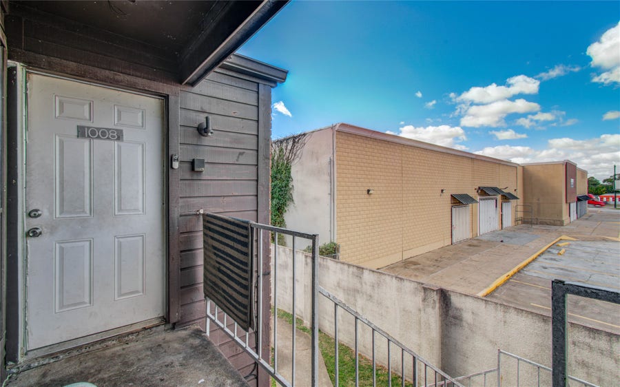 Property photo for 6633 W Airport Boulevard, #1008, Houston, TX