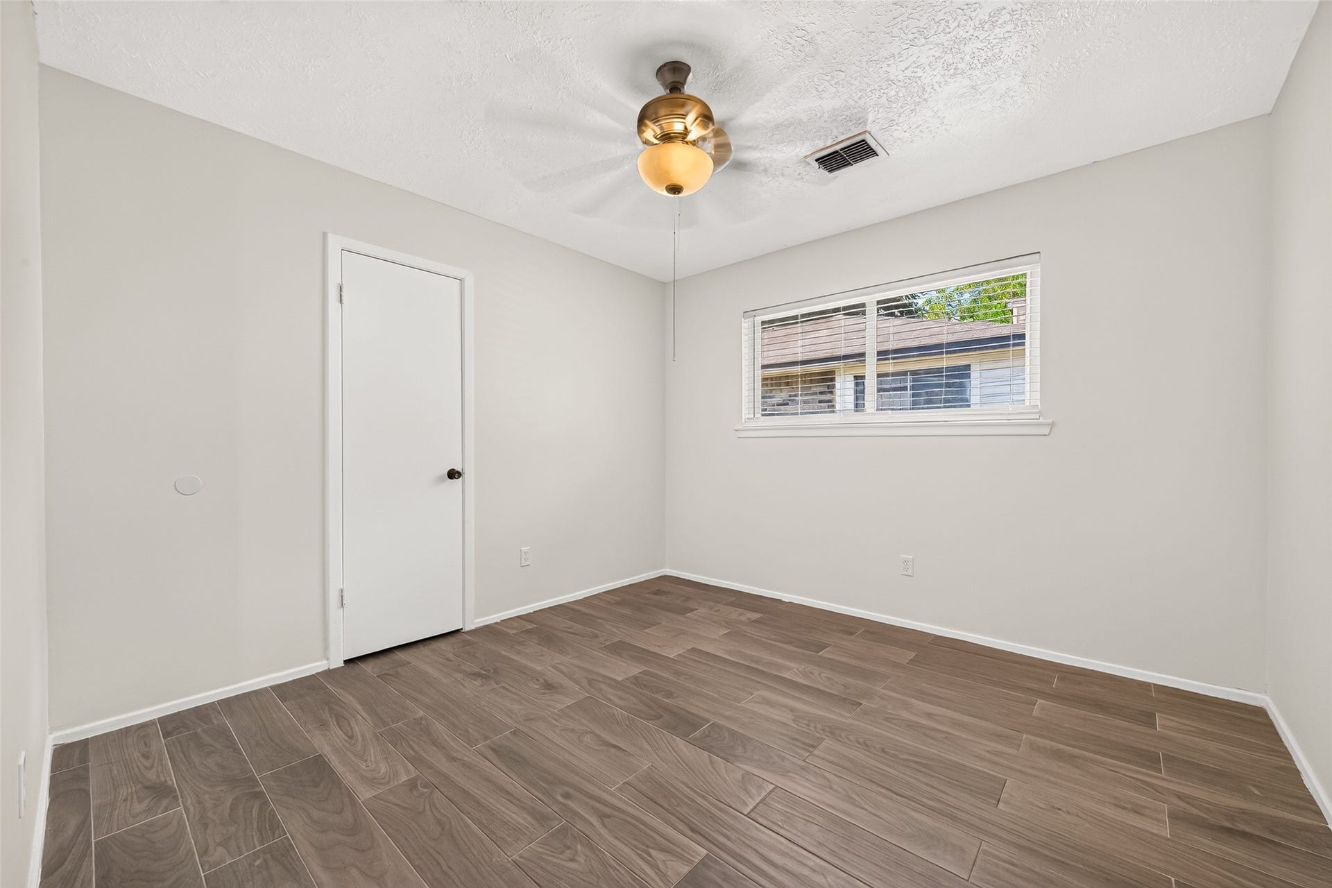 1002 Kenforest Drive, Missouri City, TX 77489 1002 Kenforest Drive, Missouri City, TX 77489