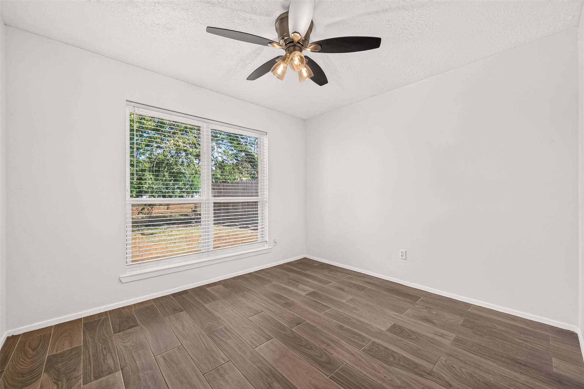 1002 Kenforest Drive, Missouri City, TX 77489 1002 Kenforest Drive, Missouri City, TX 77489