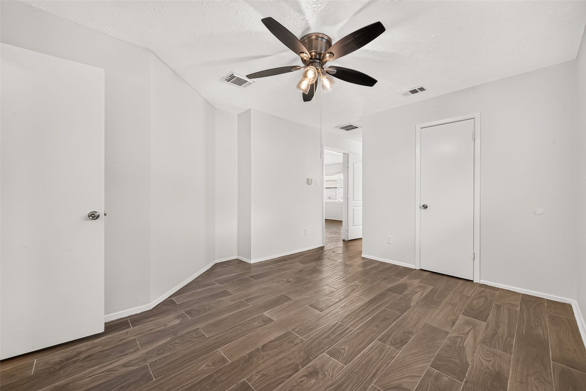 1002 Kenforest Drive, Missouri City, TX 77489 1002 Kenforest Drive, Missouri City, TX 77489