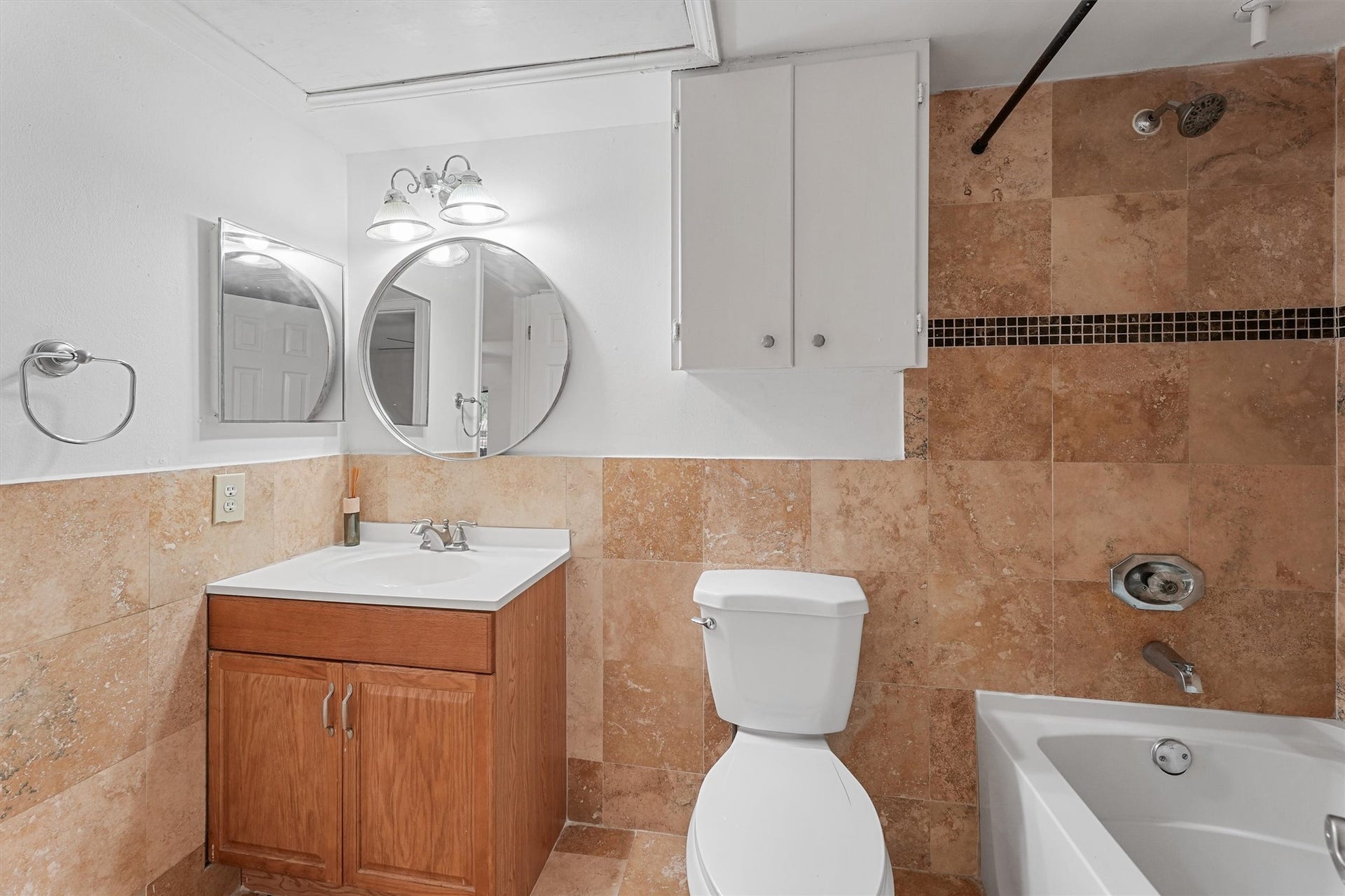 2300 Old Spanish Trail, #1010, Houston, TX 77054 2300 Old Spanish Trail, #1010, Houston, TX 77054