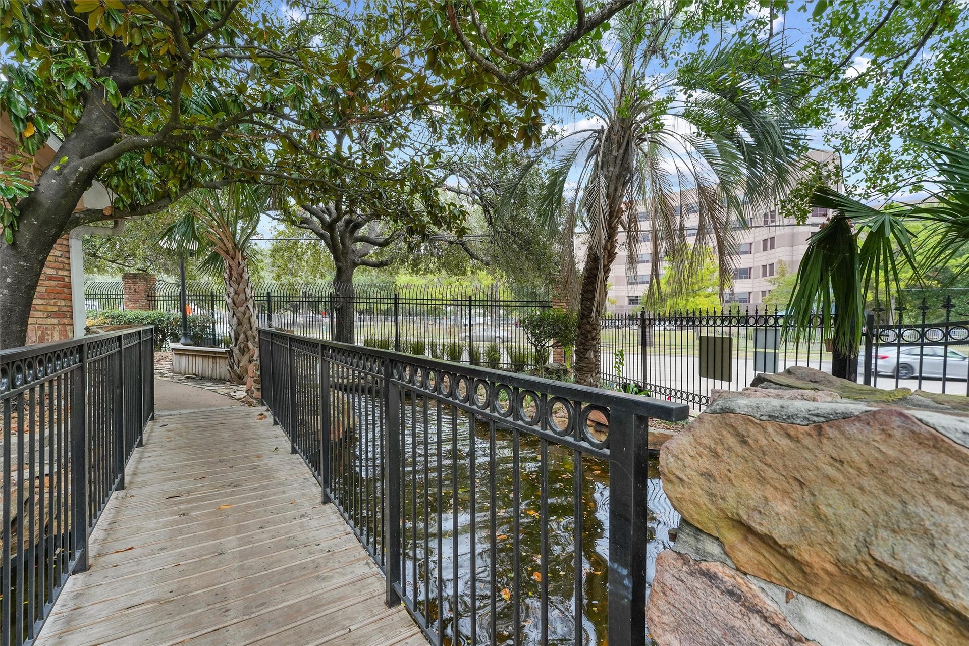 2300 Old Spanish Trail, #1010, Houston, TX 77054 2300 Old Spanish Trail, #1010, Houston, TX 77054