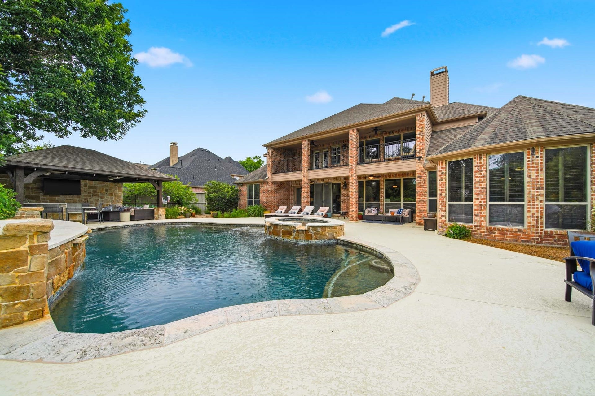 18 Waters Lake Boulevard, Missouri City, TX 77459 18 Waters Lake Boulevard, Missouri City, TX 77459