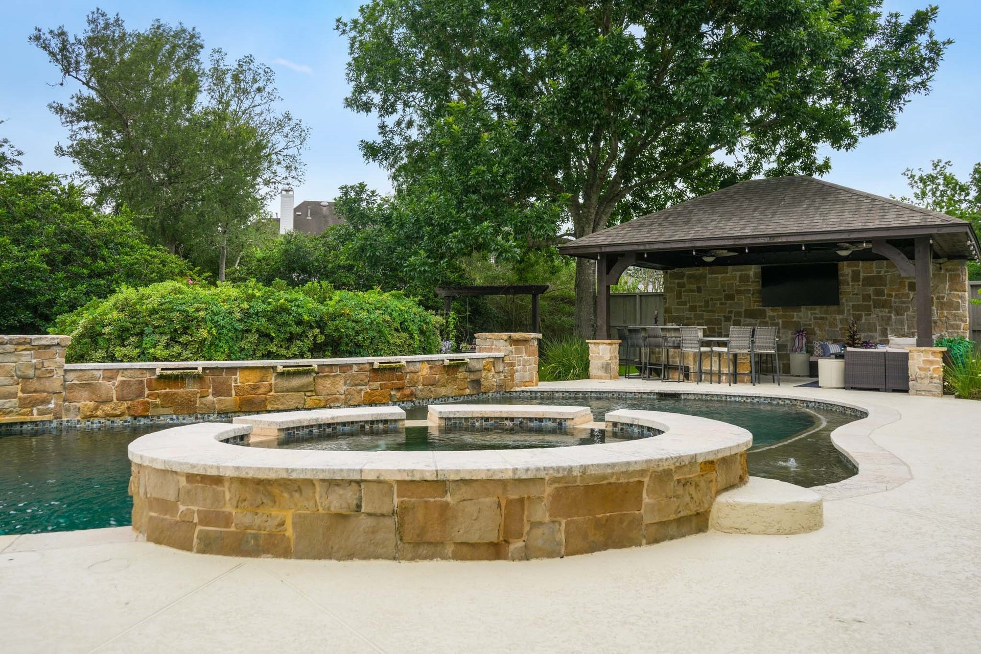 18 Waters Lake Boulevard, Missouri City, TX 77459 18 Waters Lake Boulevard, Missouri City, TX 77459