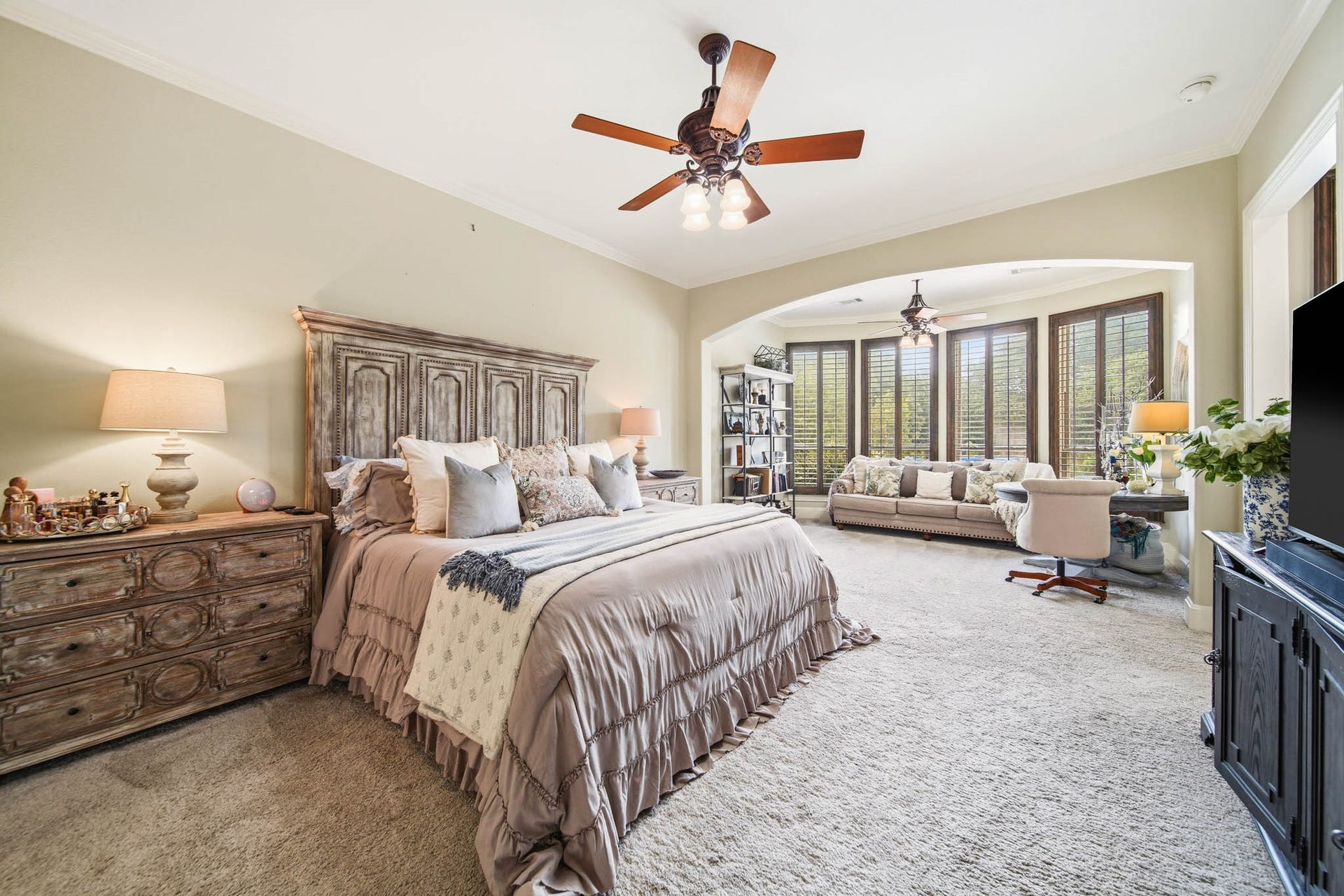 18 Waters Lake Boulevard, Missouri City, TX 77459 18 Waters Lake Boulevard, Missouri City, TX 77459
