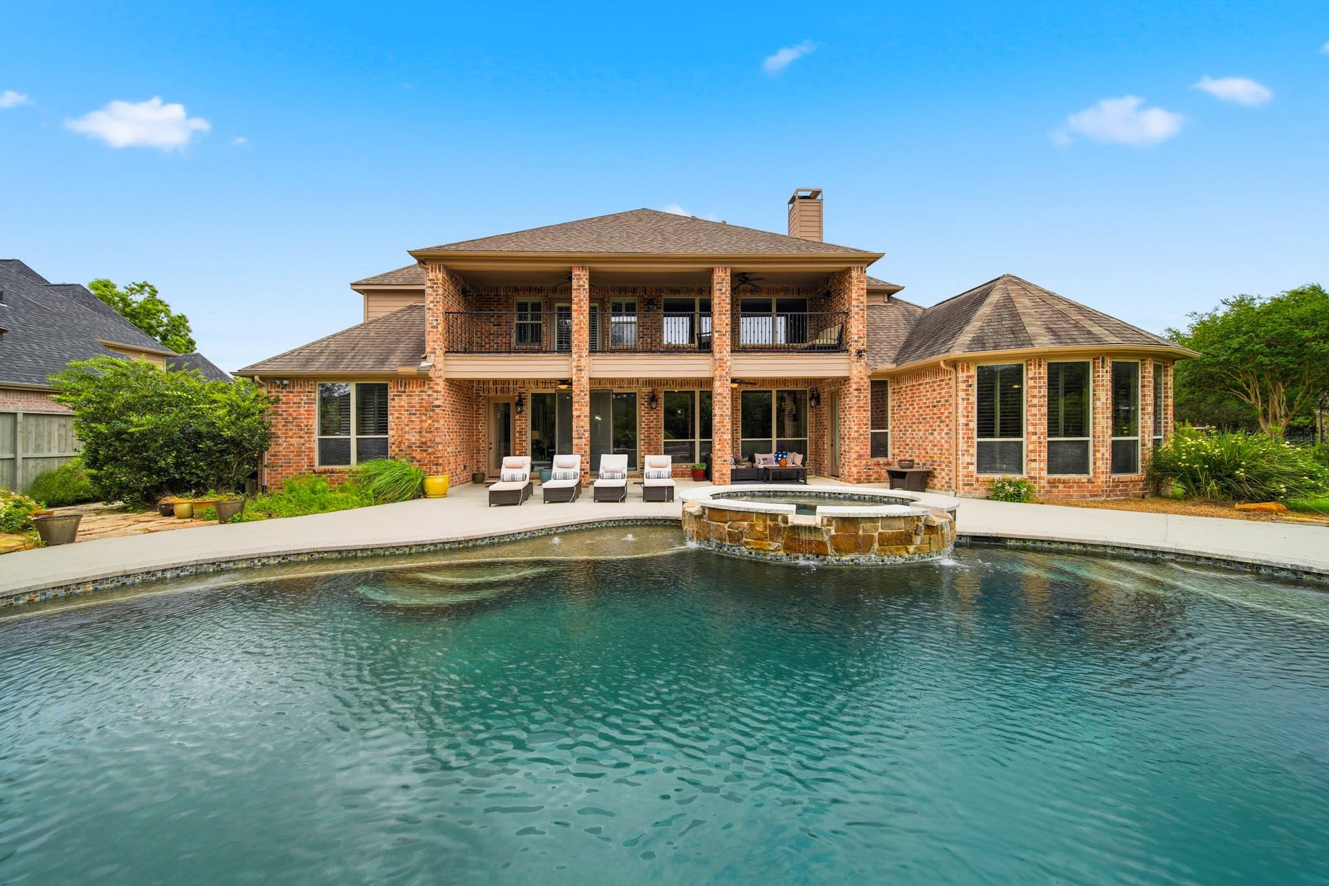 18 Waters Lake Boulevard, Missouri City, TX 77459 18 Waters Lake Boulevard, Missouri City, TX 77459