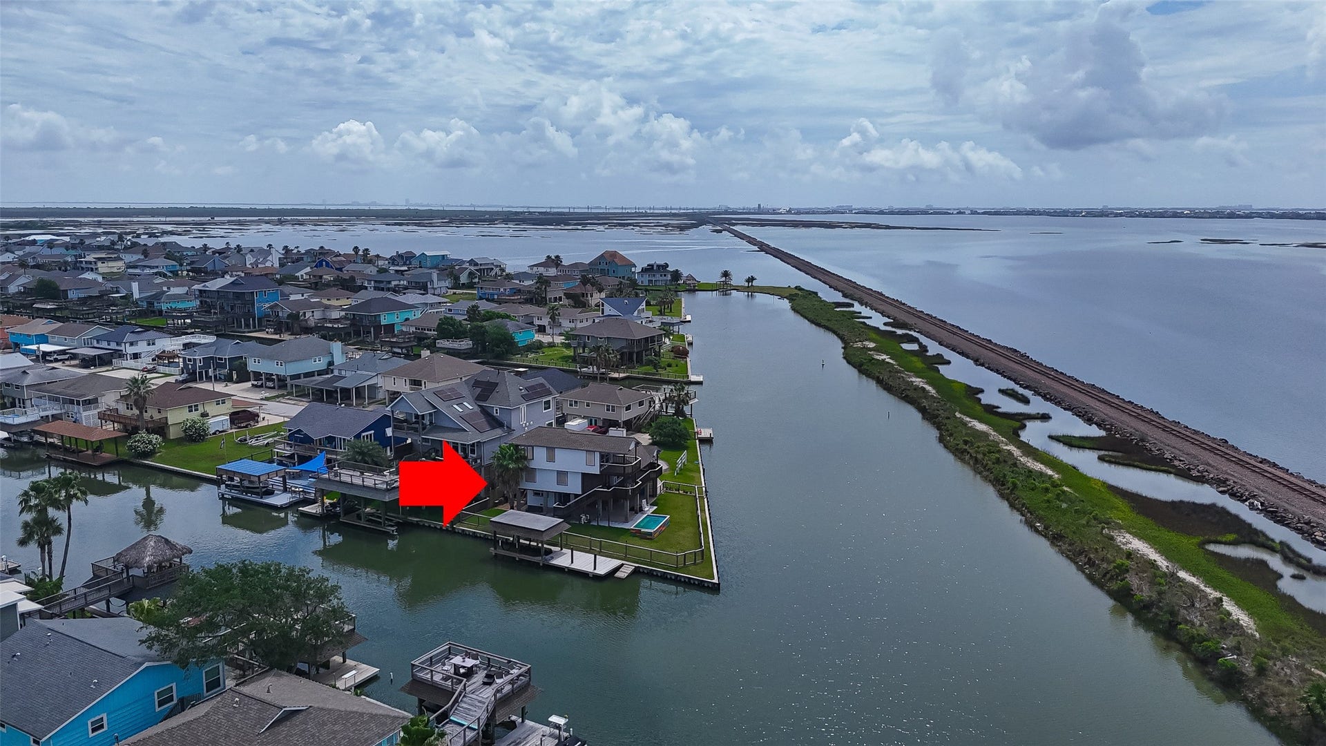 925 Bonita Street, Bayou Vista, TX 77563 925 Bonita Street, Bayou Vista, TX 77563