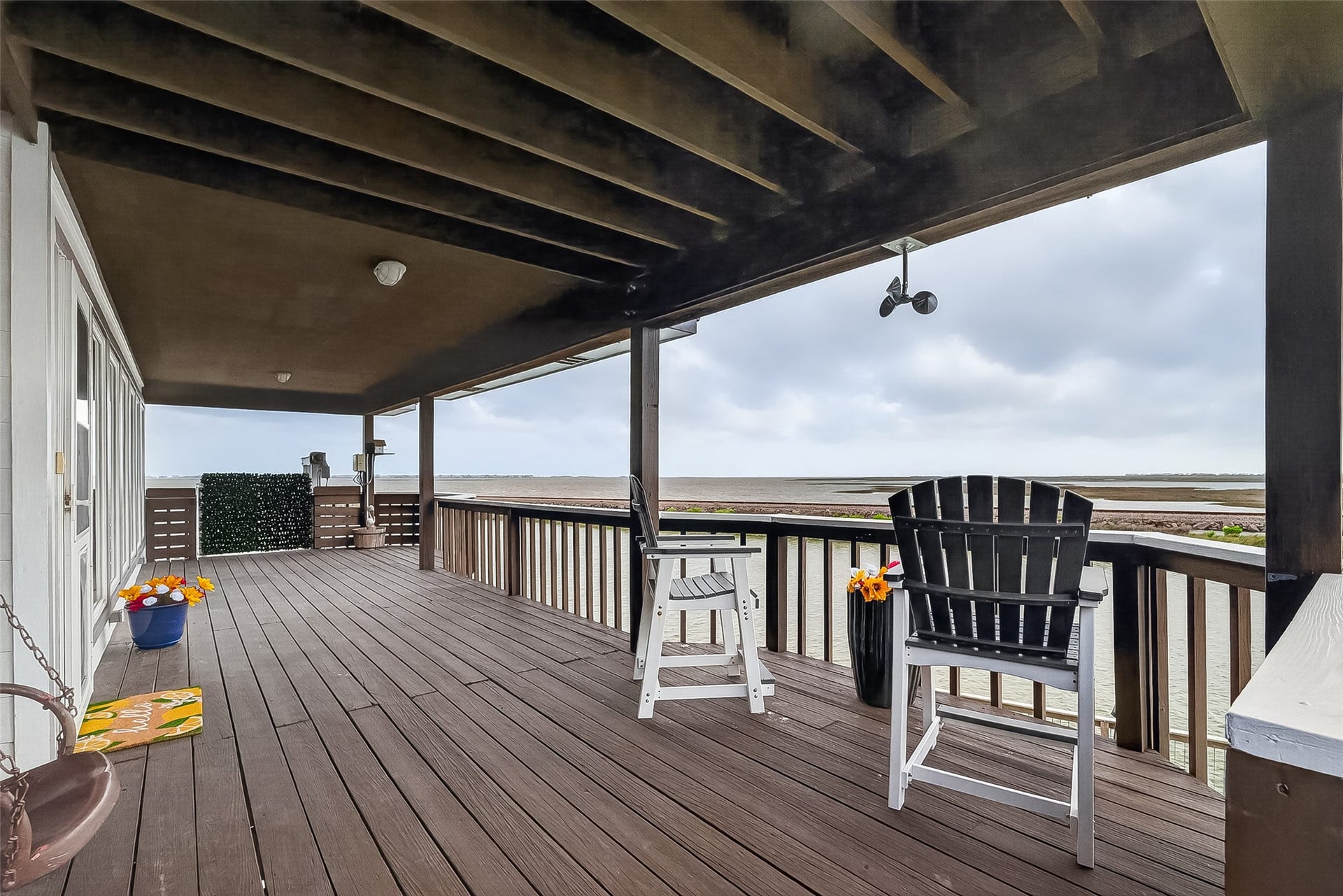 925 Bonita Street, Bayou Vista, TX 77563 Looking down the long covered balcony!