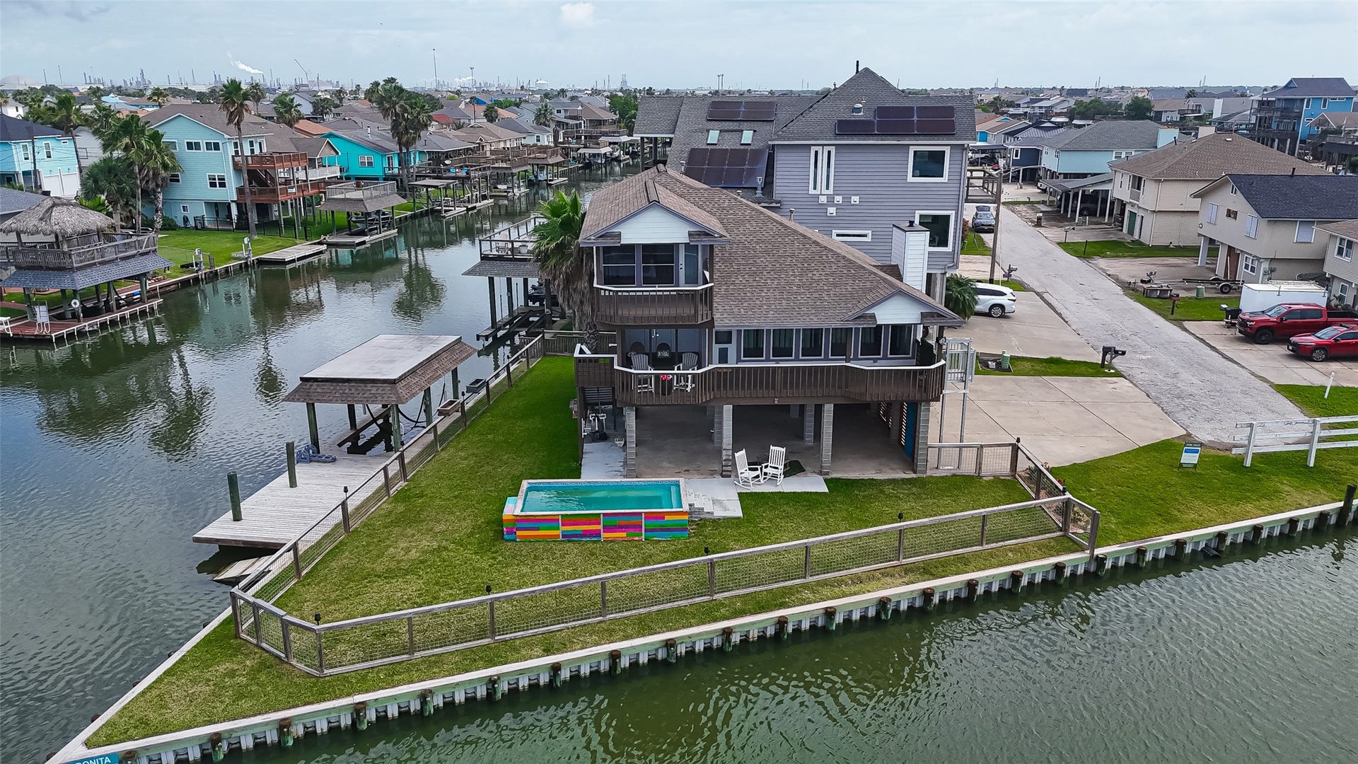 925 Bonita Street, Bayou Vista, TX 77563 925 Bonita Street, Bayou Vista, TX 77563