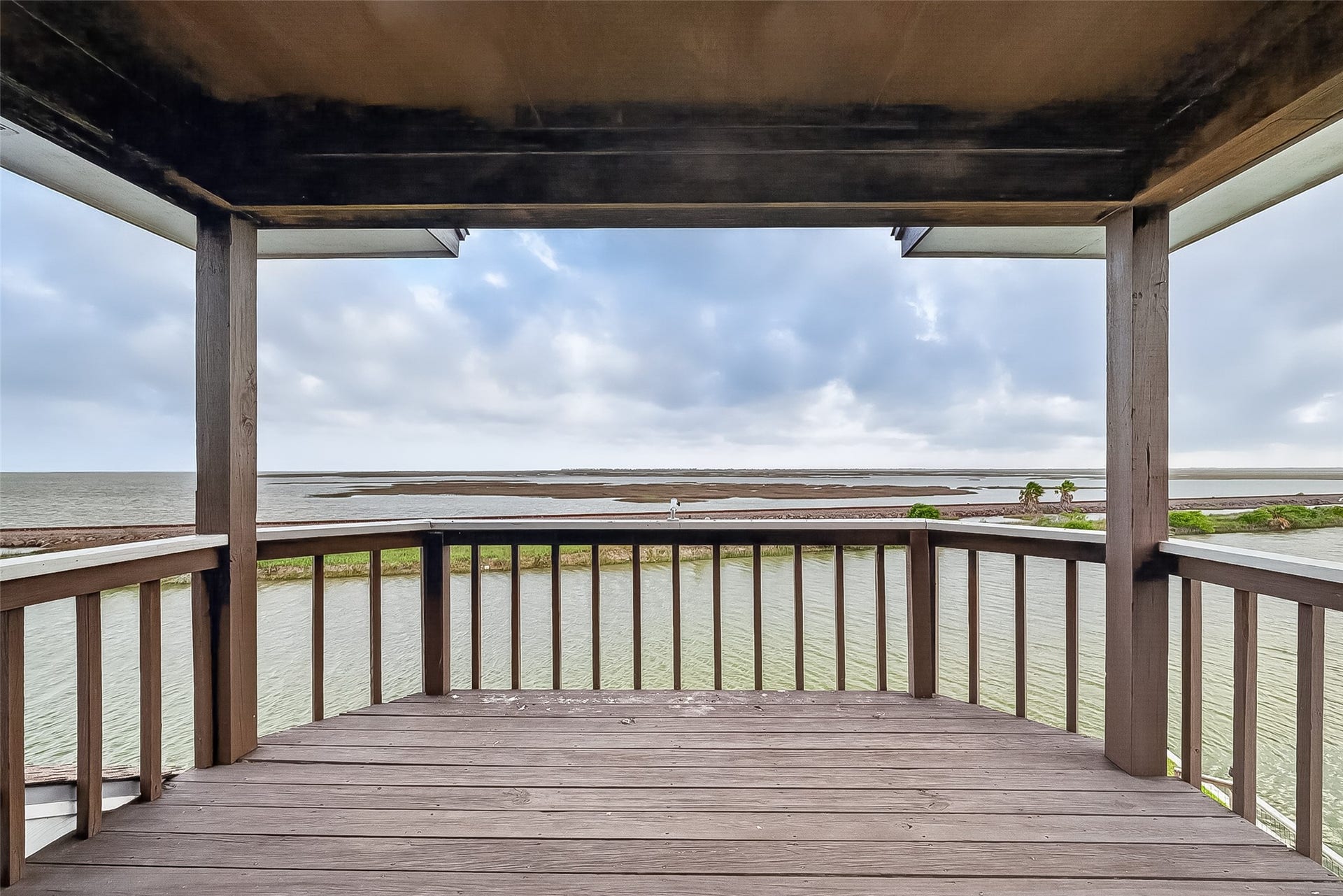 925 Bonita Street, Bayou Vista, TX 77563 Primary bedroom, 3rd floor private balcony!