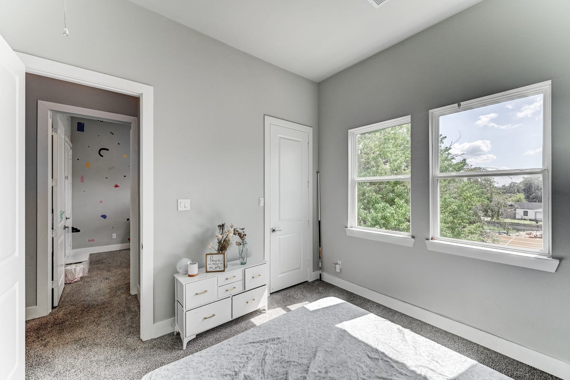 4806 Wilmington Street, Houston, TX 77033 4806 Wilmington Street, Houston, TX 77033