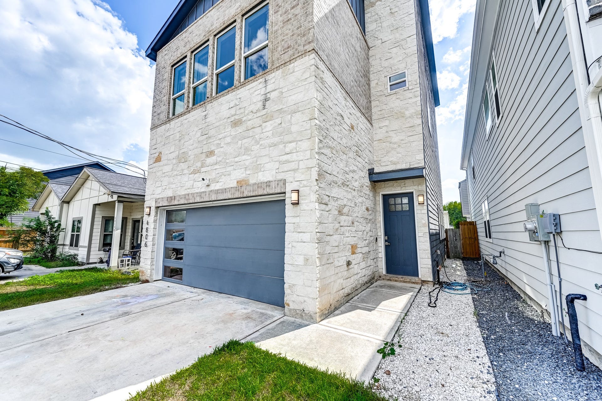 4806 Wilmington Street, Houston, TX 77033 4806 Wilmington Street, Houston, TX 77033