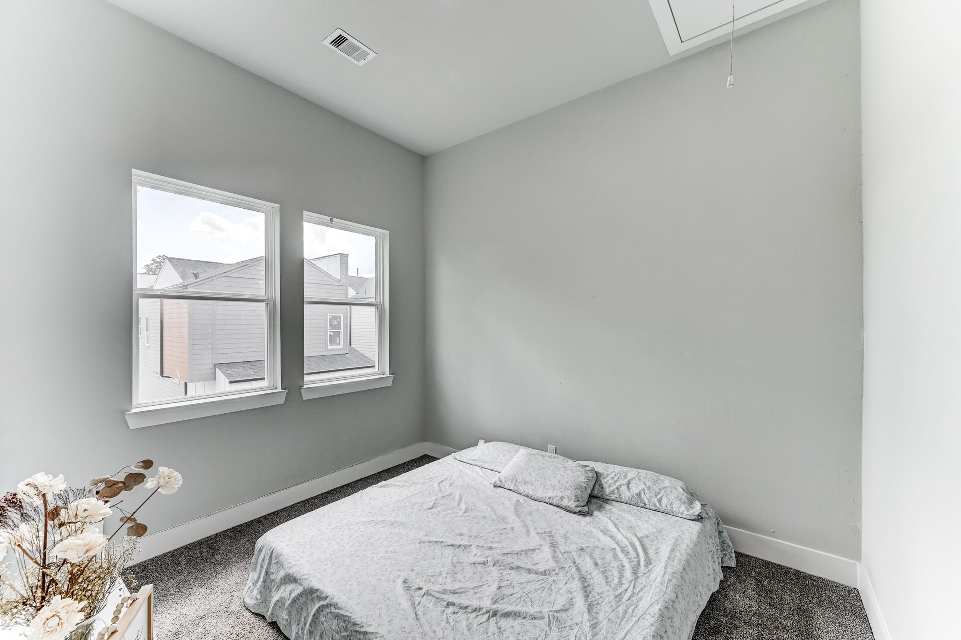 4806 Wilmington Street, Houston, TX 77033 4806 Wilmington Street, Houston, TX 77033