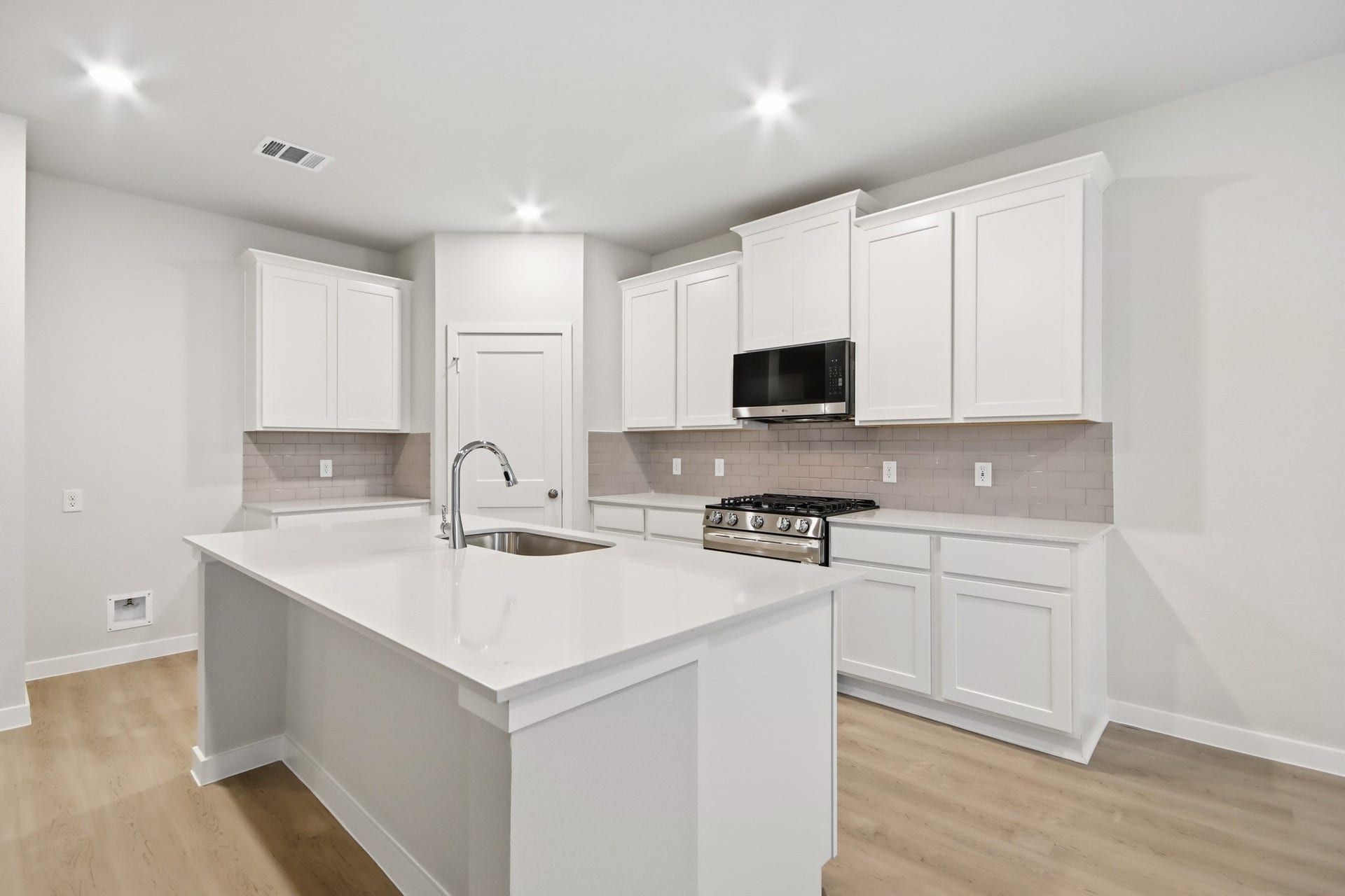 9707 Caney Bend Road, Conroe, TX 77303 9707 Caney Bend Road, Conroe, TX 77303