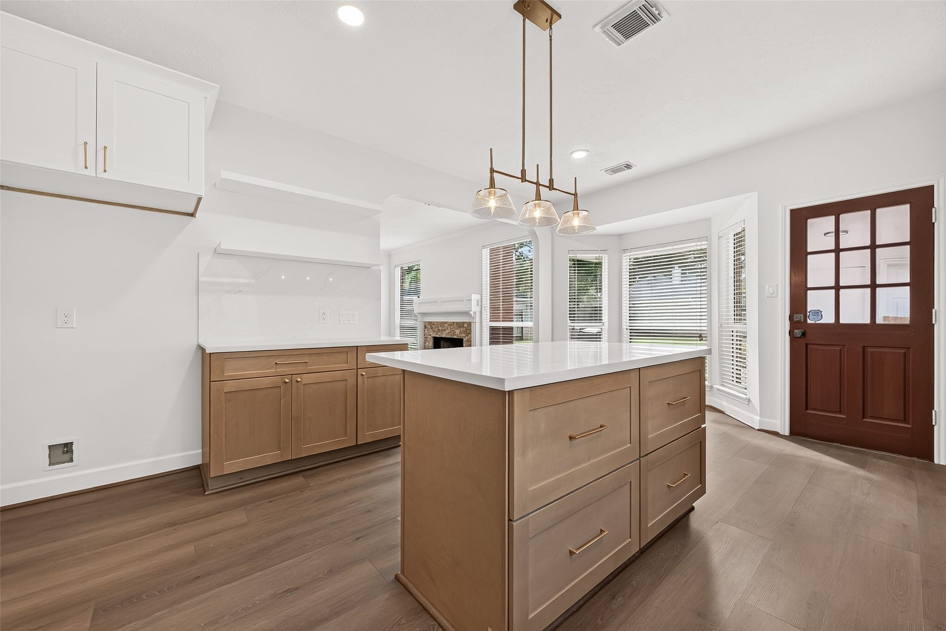 2006 Teakwood Place, Sugar Land, TX 77478 2006 Teakwood Place, Sugar Land, TX 77478