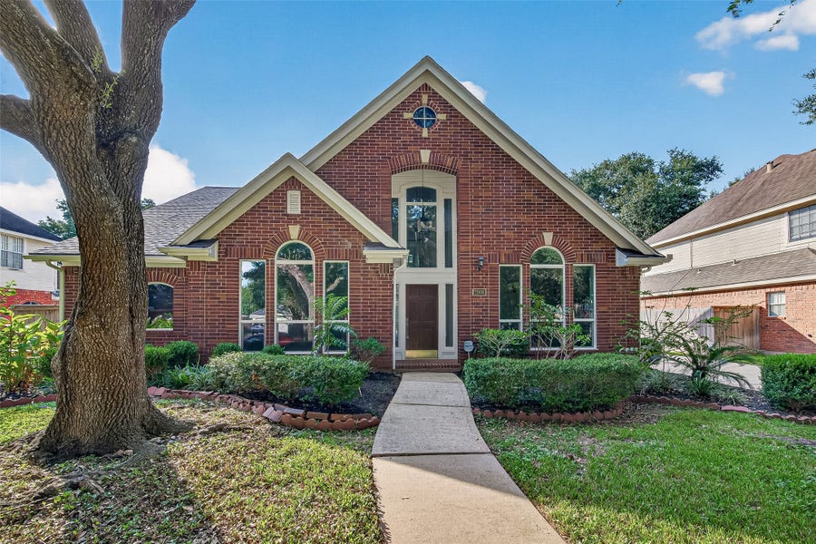 Property photo for 2006 Teakwood Place, Sugar Land, TX