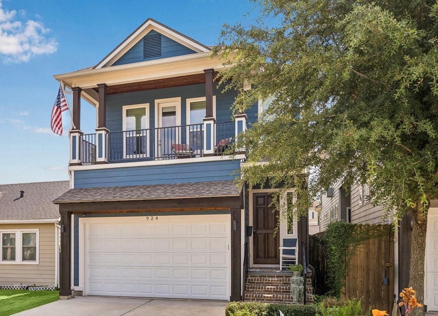 Property photo for 924 Alexander Street, Houston, TX