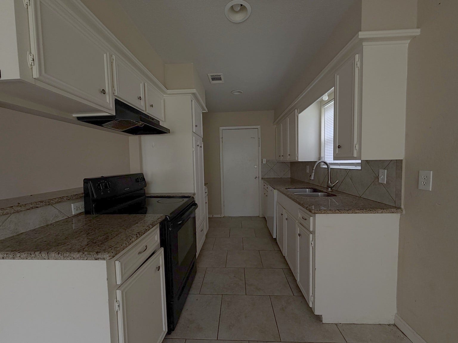 4614 27th Street, Dickinson, TX 77539 4614 27th Street, Dickinson, TX 77539