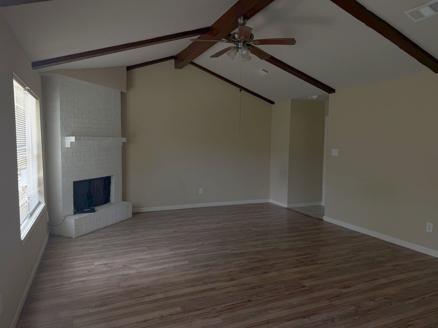 4614 27th Street, Dickinson, TX 77539 4614 27th Street, Dickinson, TX 77539
