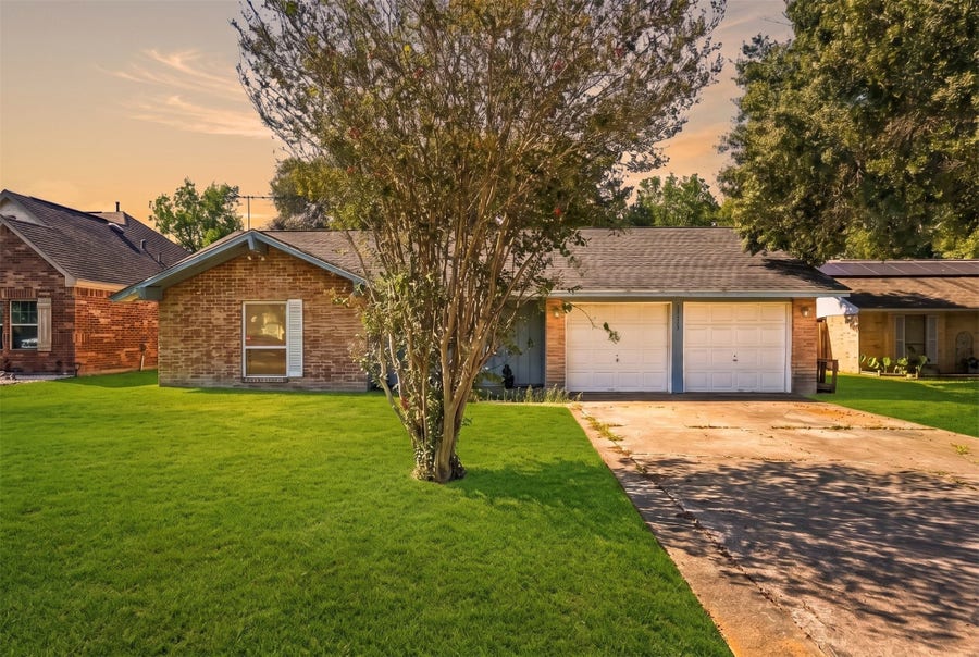 Property photo for 31715 Ironwood Drive, Waller, TX
