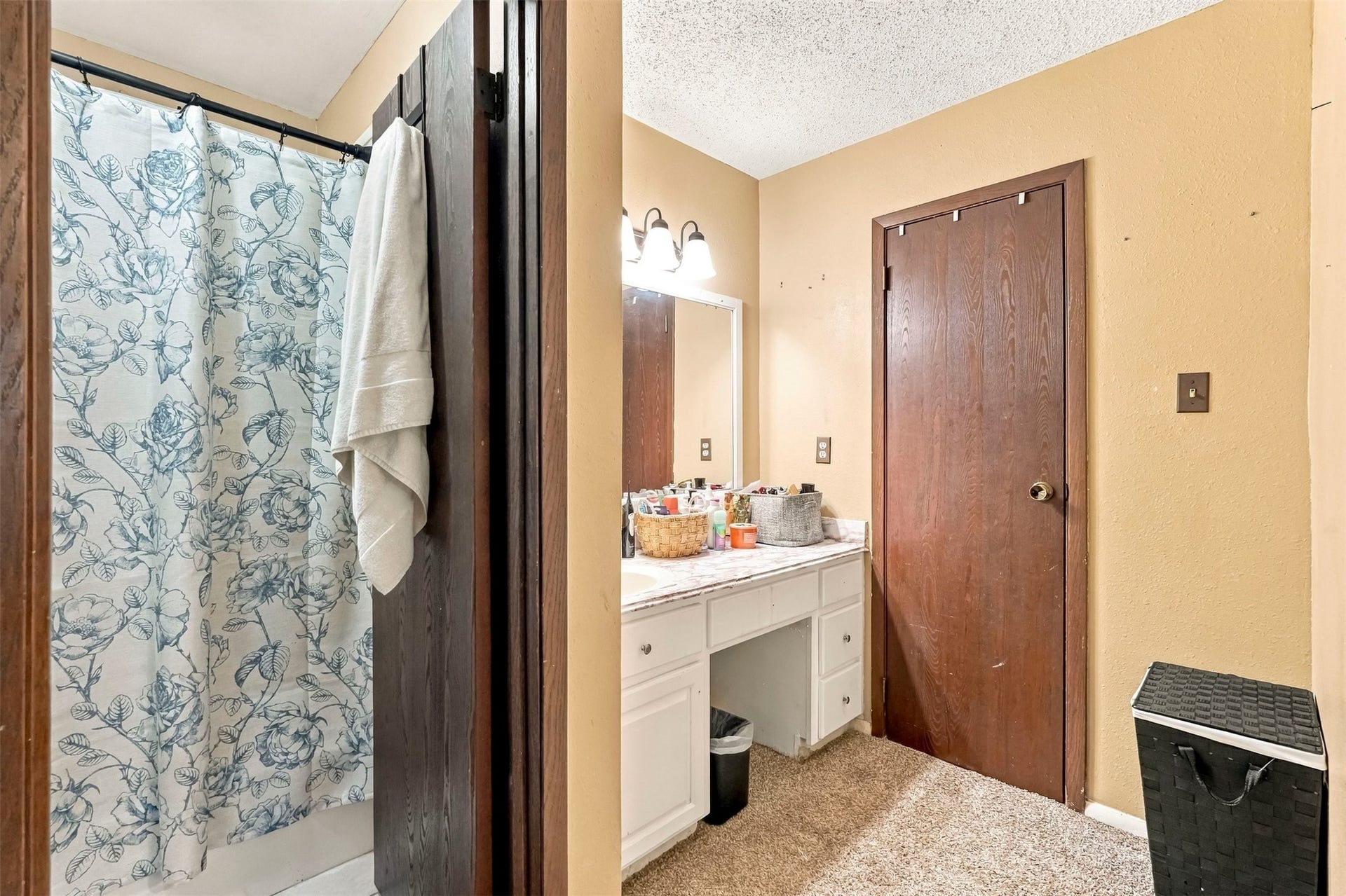 31715 Ironwood Drive, Waller, TX 77484 31715 Ironwood Drive, Waller, TX 77484