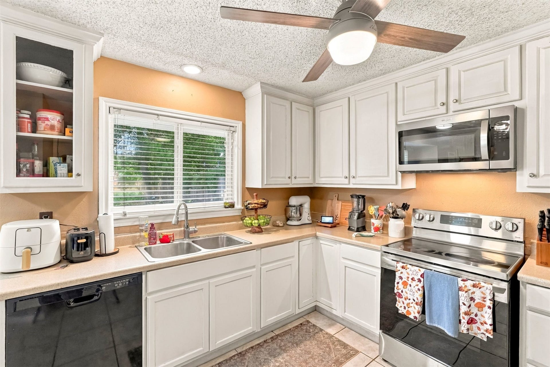 31715 Ironwood Drive, Waller, TX 77484 31715 Ironwood Drive, Waller, TX 77484