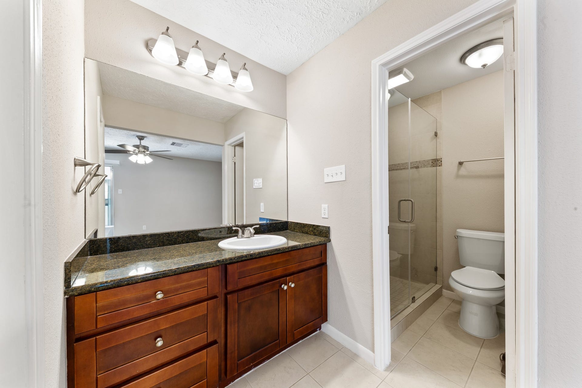 3042 Pecan Point Drive, Sugar Land, TX 77478 3042 Pecan Point Drive, Sugar Land, TX 77478