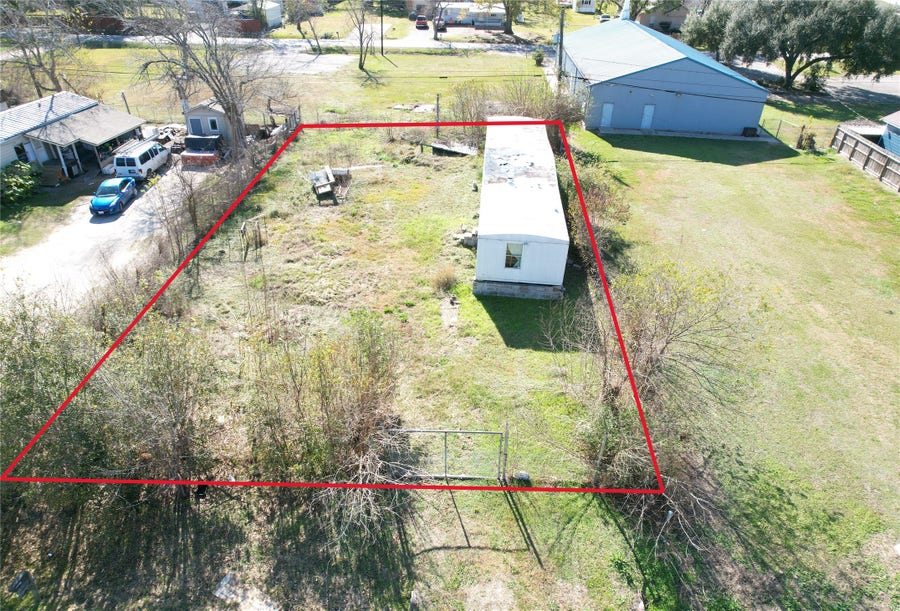 Property photo for 206 Crescent Drive, Fresno, TX