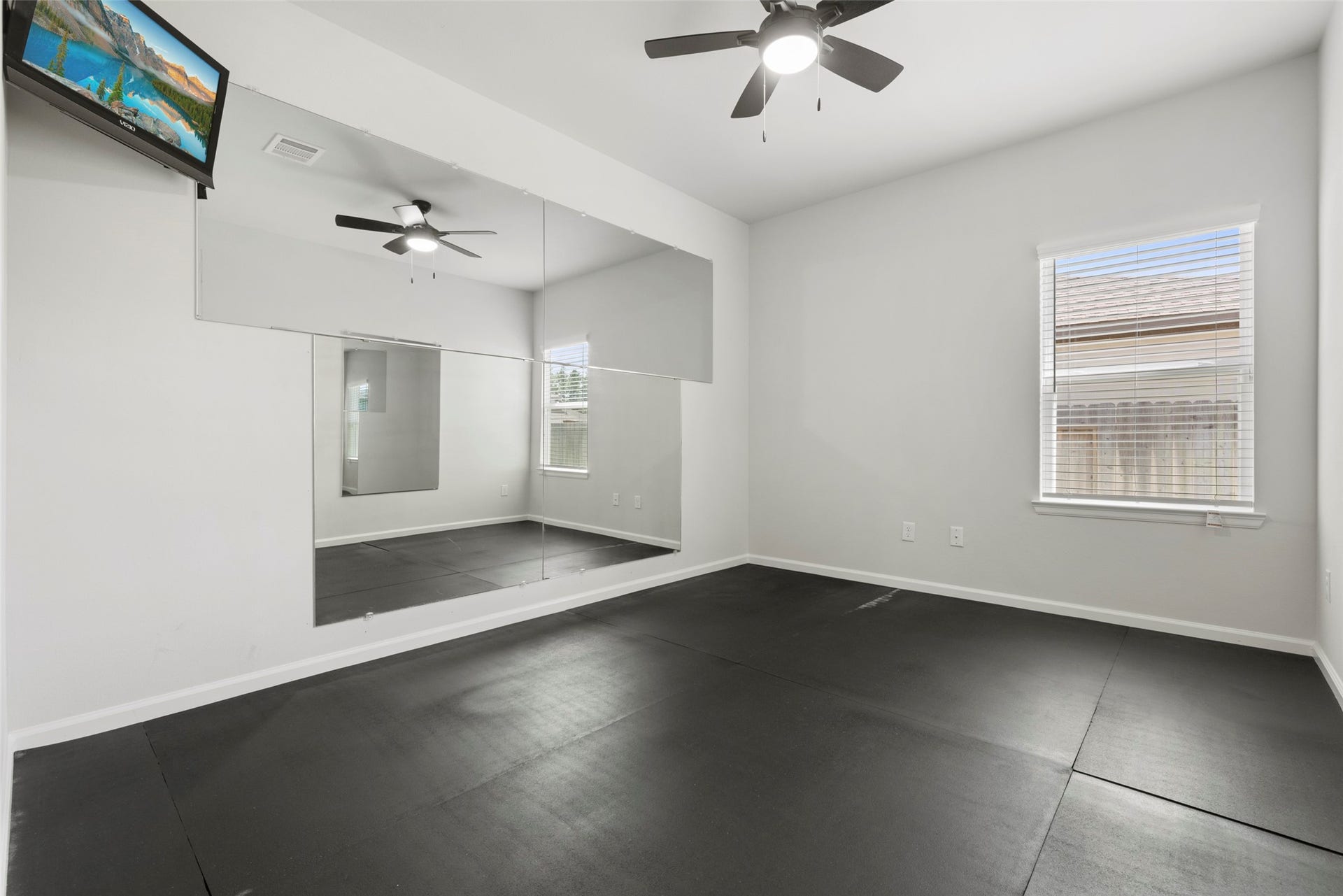 5815 Jade Crest Court, Montgomery, TX 77316