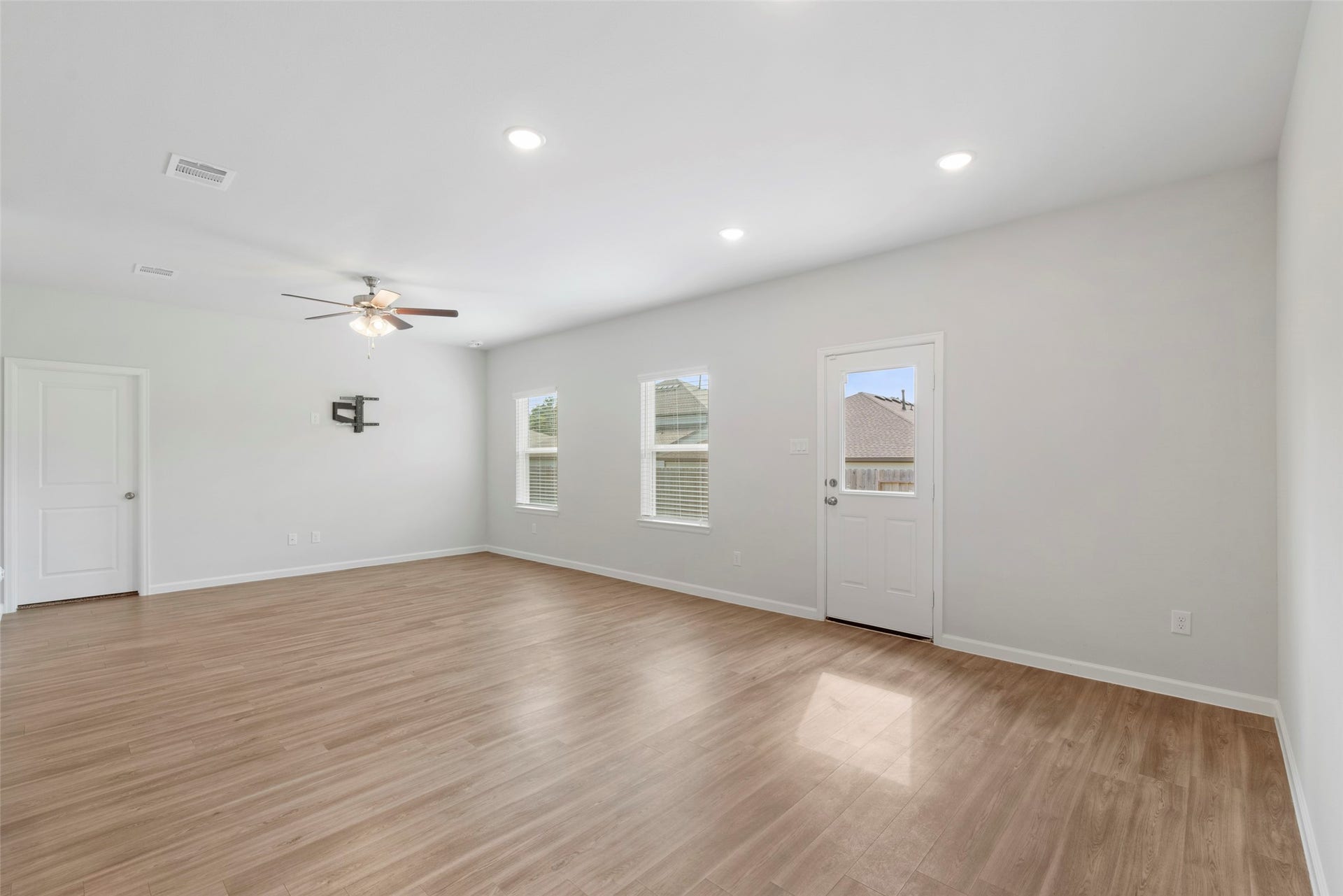 5815 Jade Crest Court, Montgomery, TX 77316