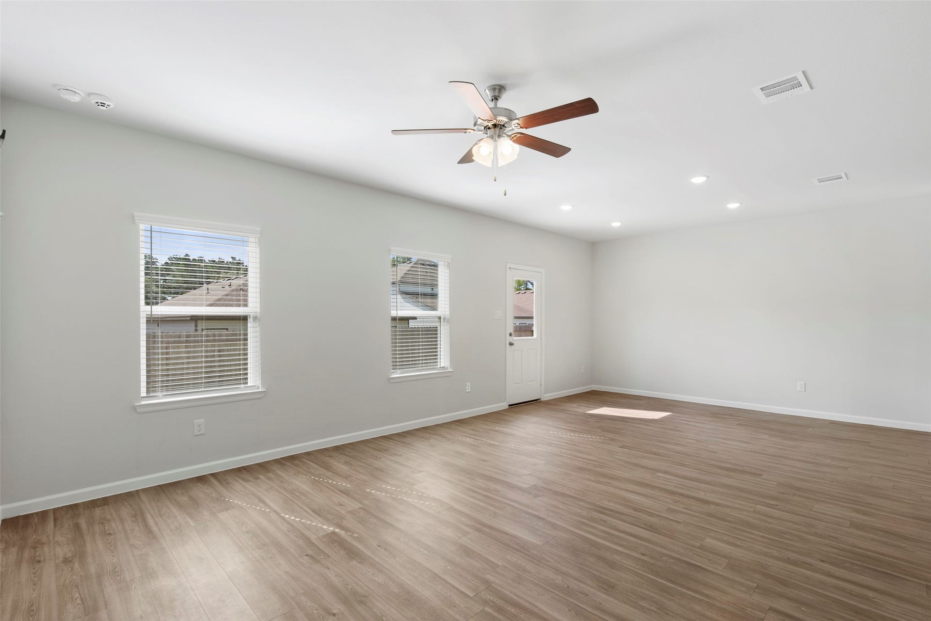 5815 Jade Crest Court, Montgomery, TX 77316