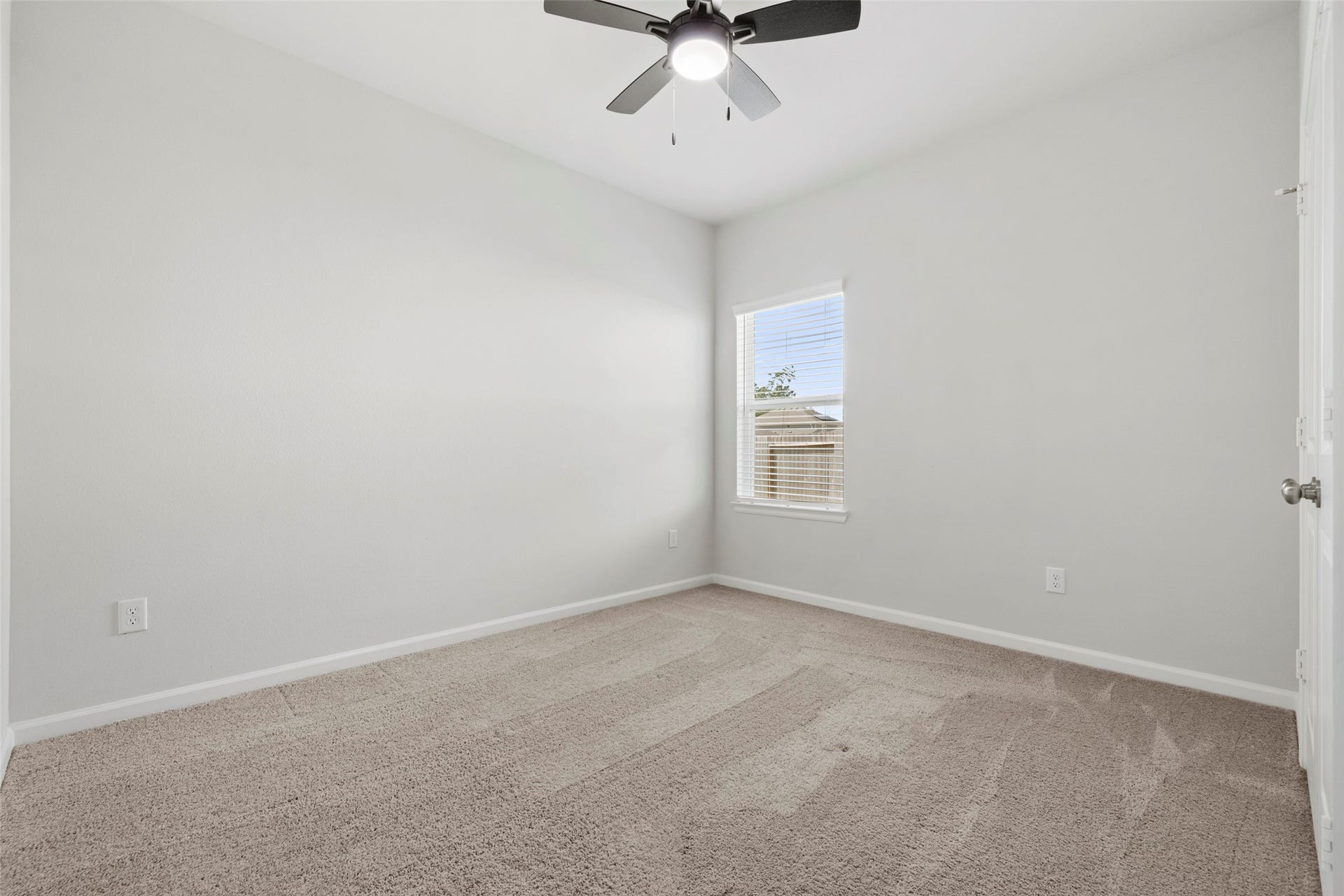 5815 Jade Crest Court, Montgomery, TX 77316