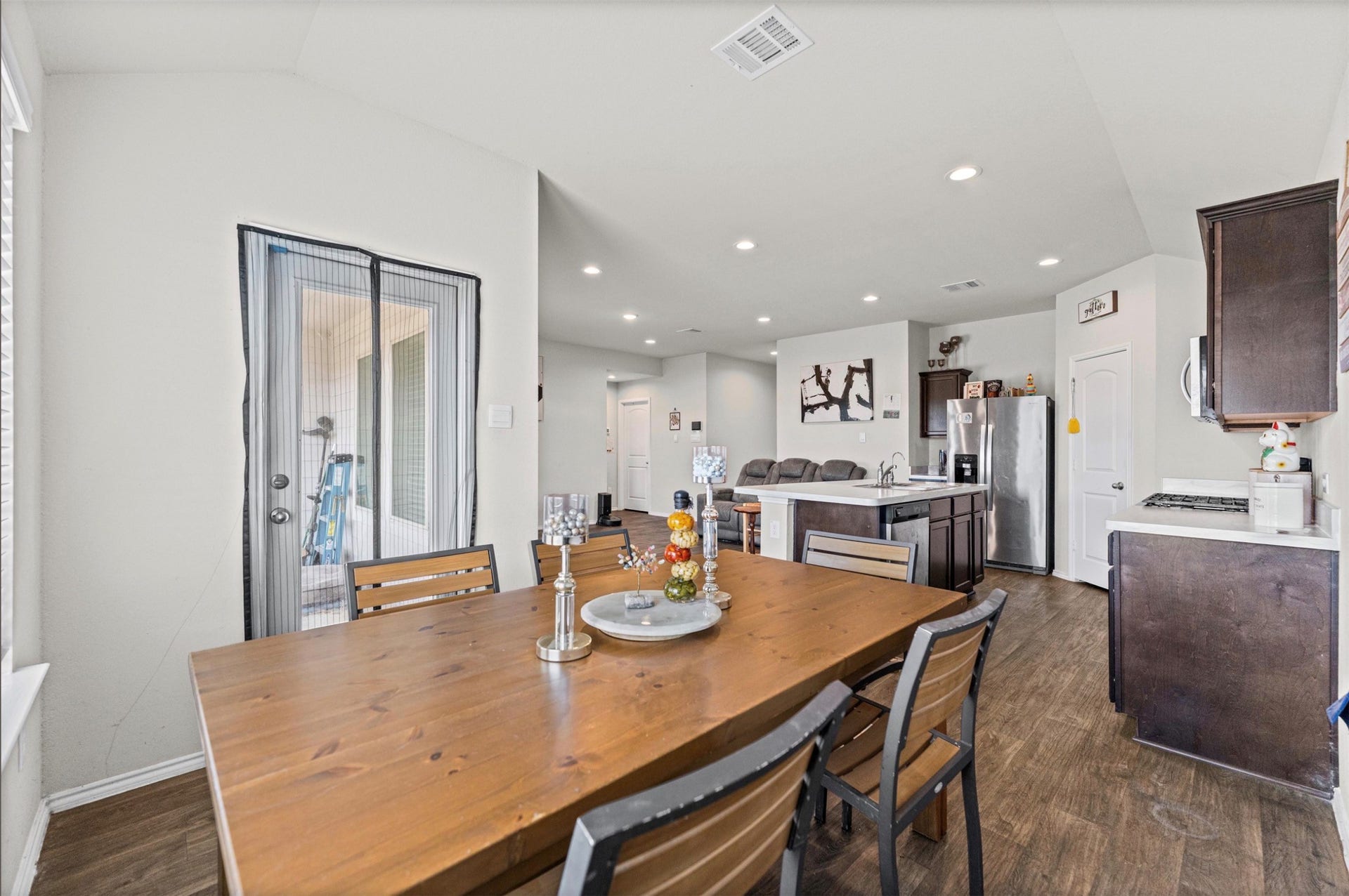 21202 Ivy Woods Court, New Caney, TX 77357 21202 Ivy Woods Court, New Caney, TX 77357