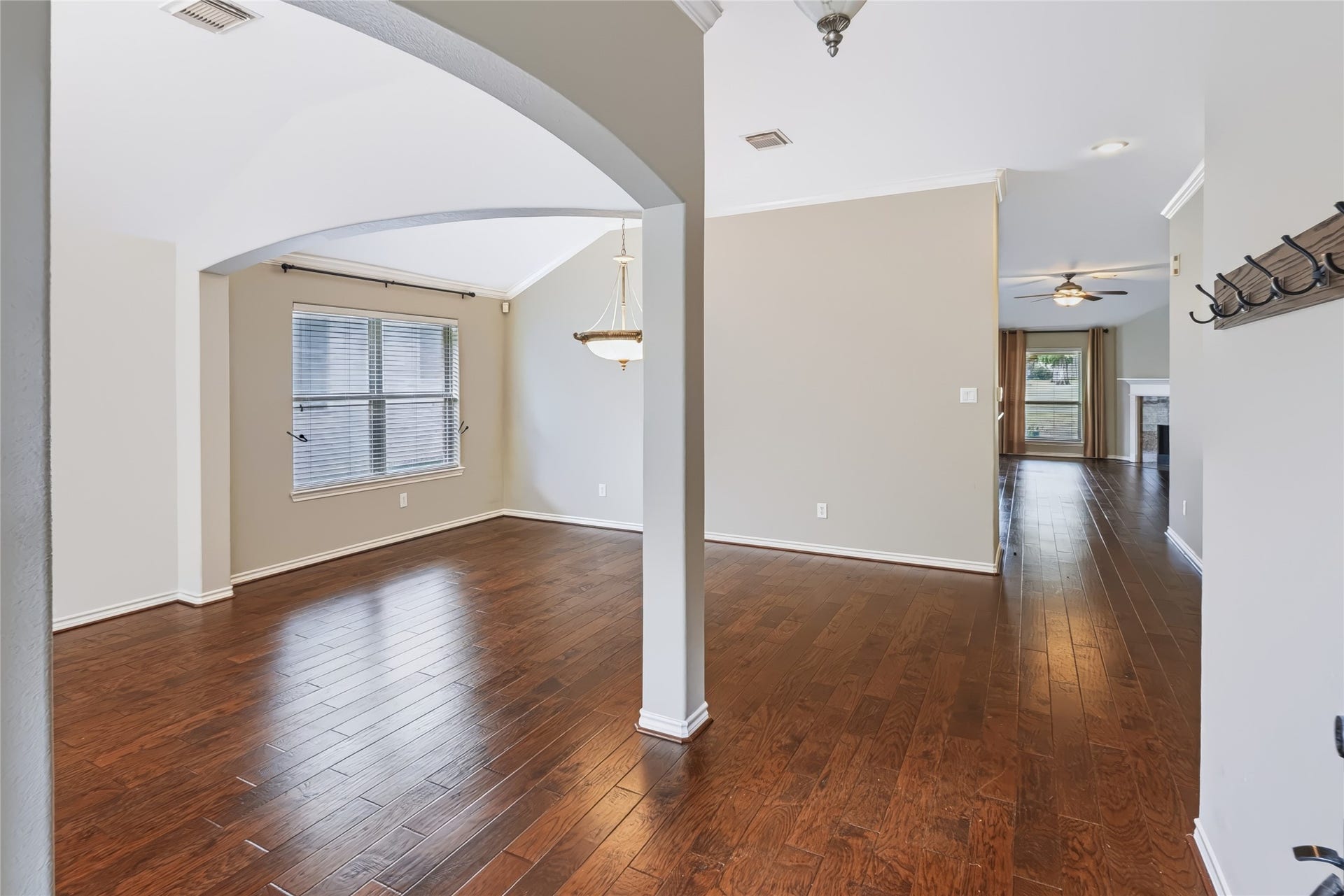 19019 Relay Road, Humble, TX 77346 19019 Relay Road, Humble, TX 77346