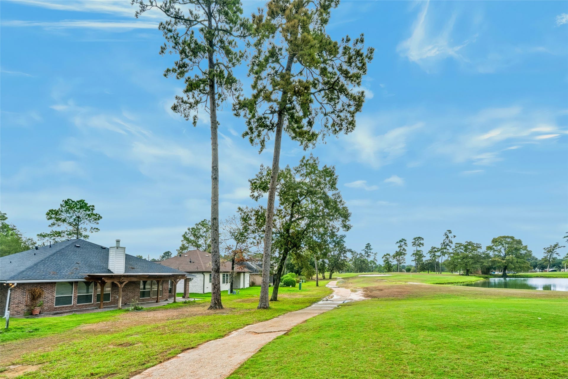 19019 Relay Road, Humble, TX 77346 19019 Relay Road, Humble, TX 77346