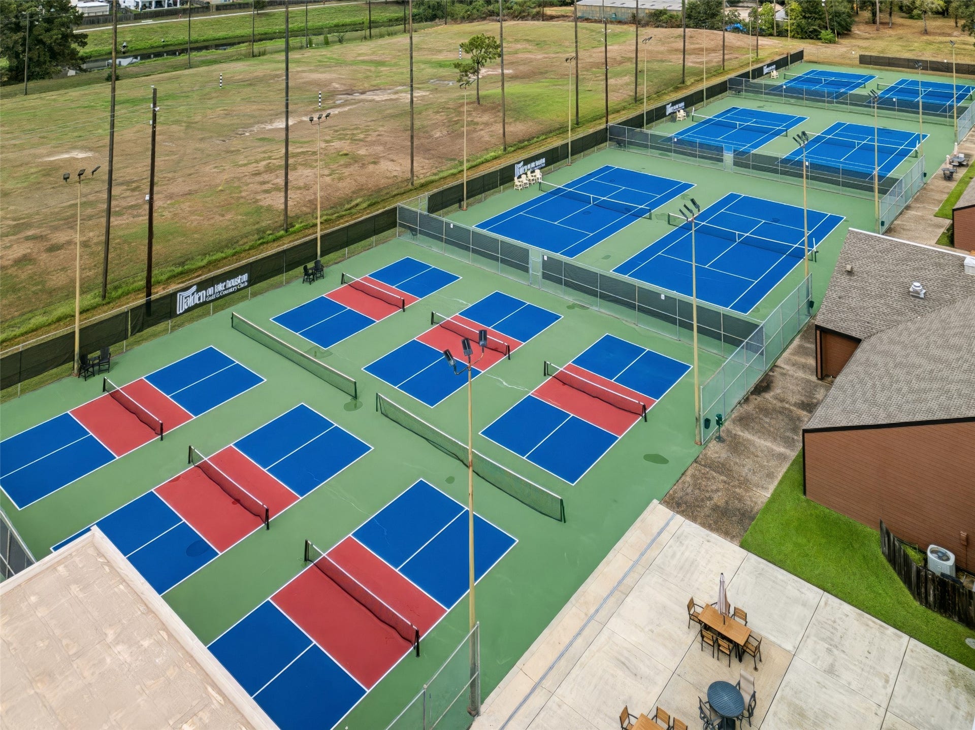 19019 Relay Road, Humble, TX 77346 19019 Relay Road, Humble, TX 77346