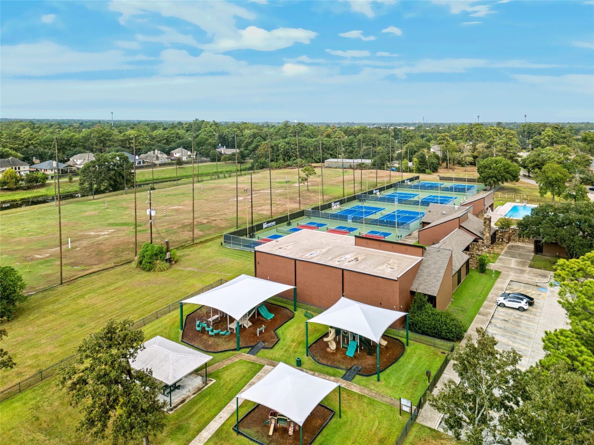 19019 Relay Road, Humble, TX 77346 19019 Relay Road, Humble, TX 77346