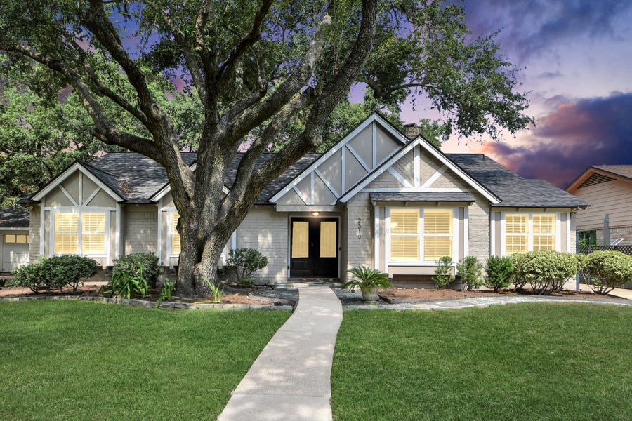 Property photo for 2319 Greyburn Lane, Houston, TX