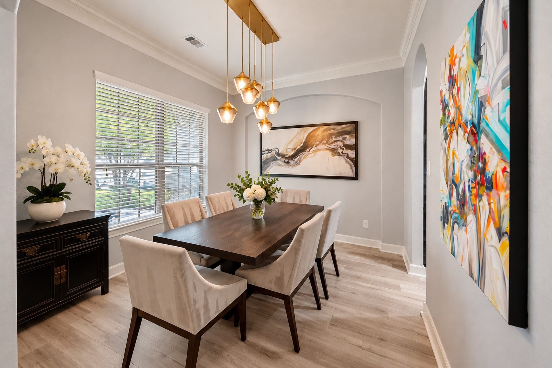 10 Camplight Court, Spring, TX 77389 Great natural light thanks to abundant windows and it is directly connected to the Kitchen.