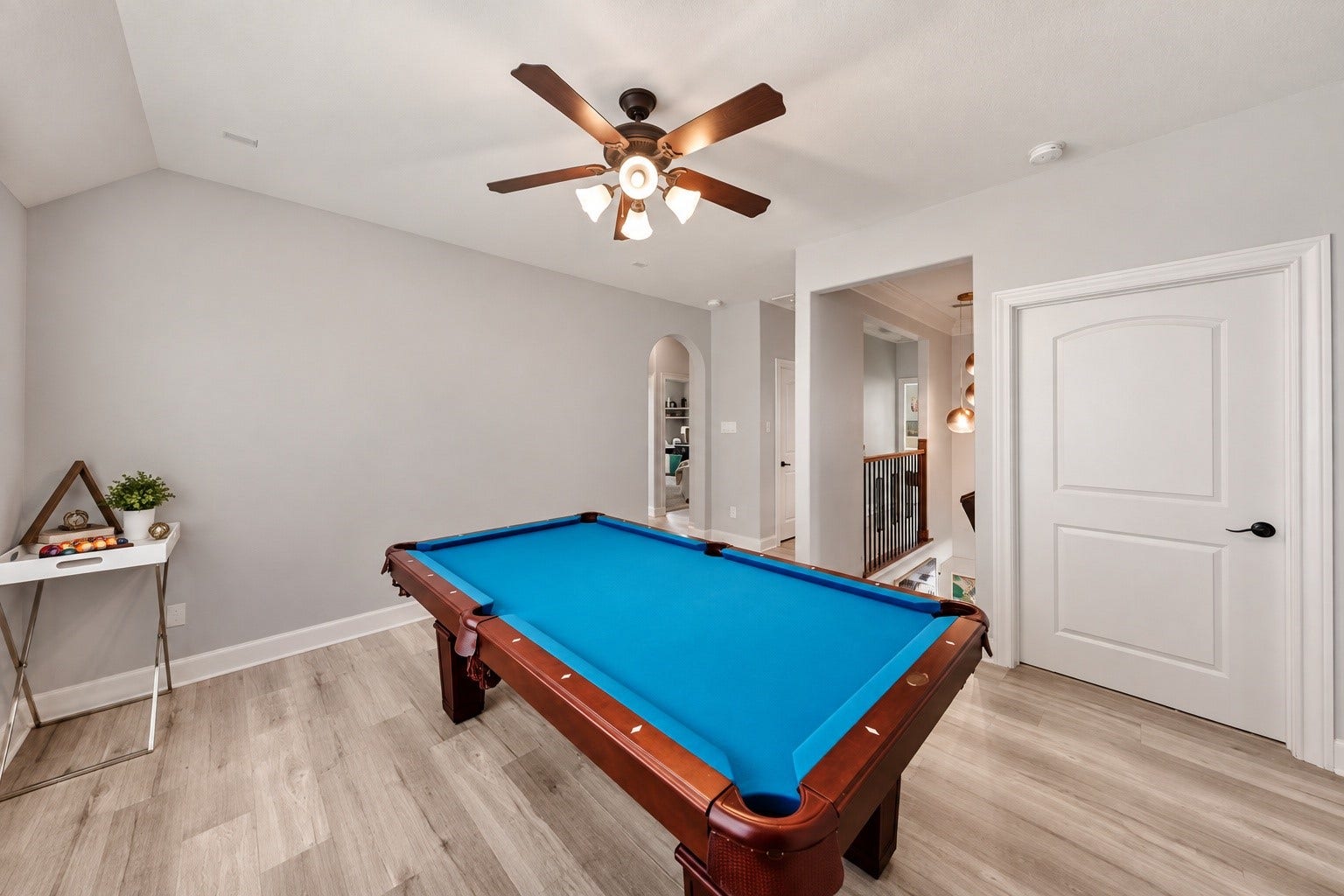 10 Camplight Court, Spring, TX 77389 There is plenty of space for everyone in this generous floorplan.