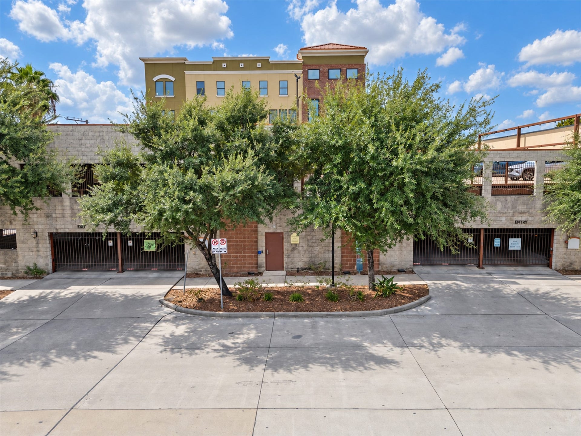 2323 Polk Street, #205, Houston, TX 77003 2323 Polk Street, #205, Houston, TX 77003