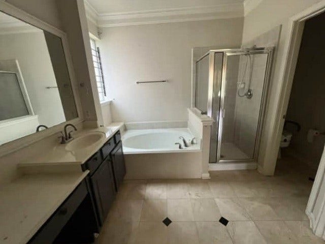 13922 Blue Vista Drive, Sugar Land, TX 77498 13922 Blue Vista Drive, Sugar Land, TX 77498