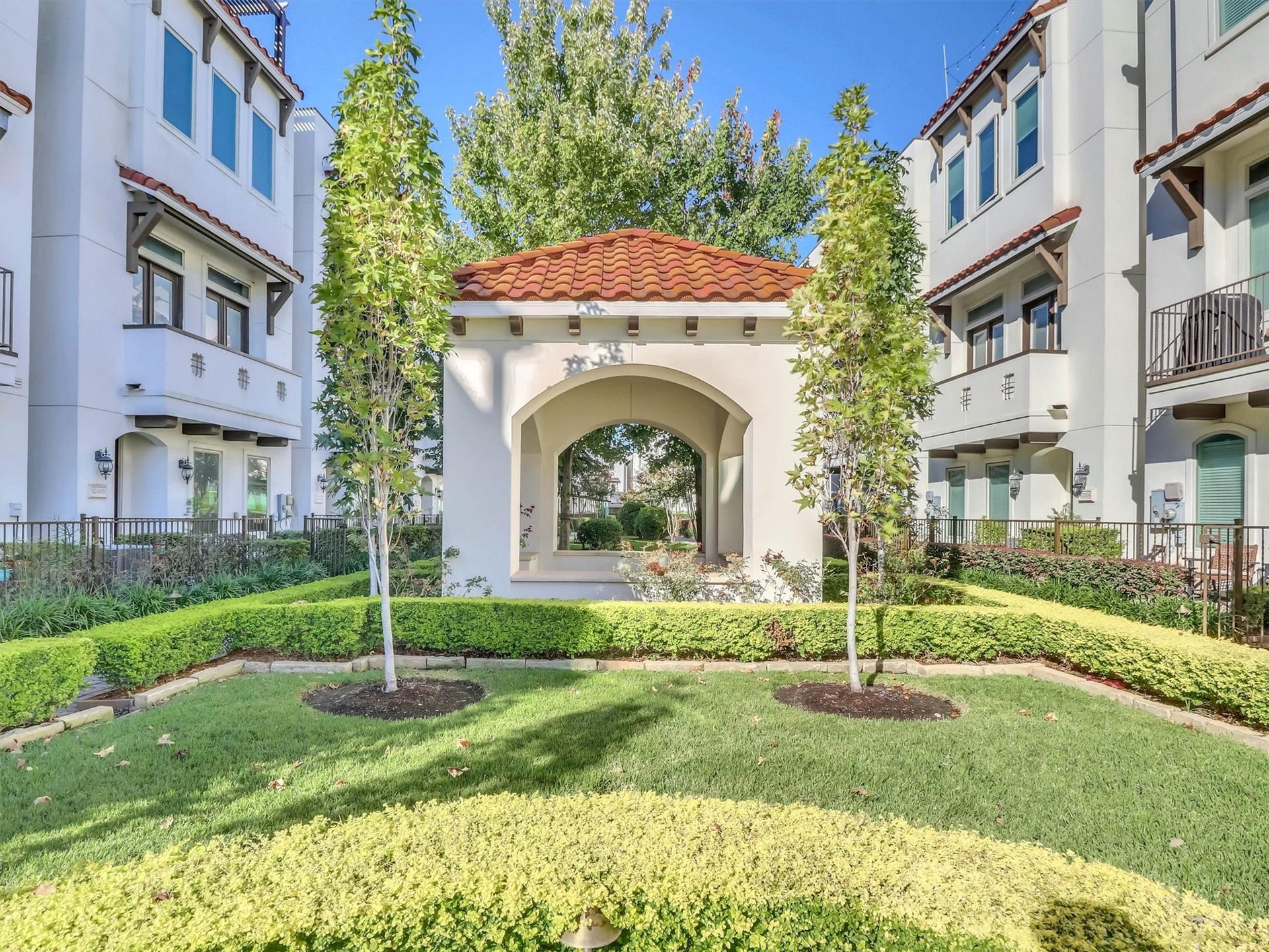 1281 Bonner Street, Houston, TX 77007 1281 Bonner Street, Houston, TX 77007