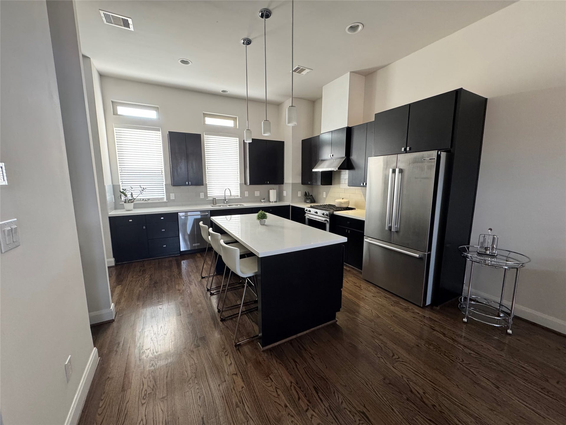 1281 Bonner Street, Houston, TX 77007 1281 Bonner Street, Houston, TX 77007