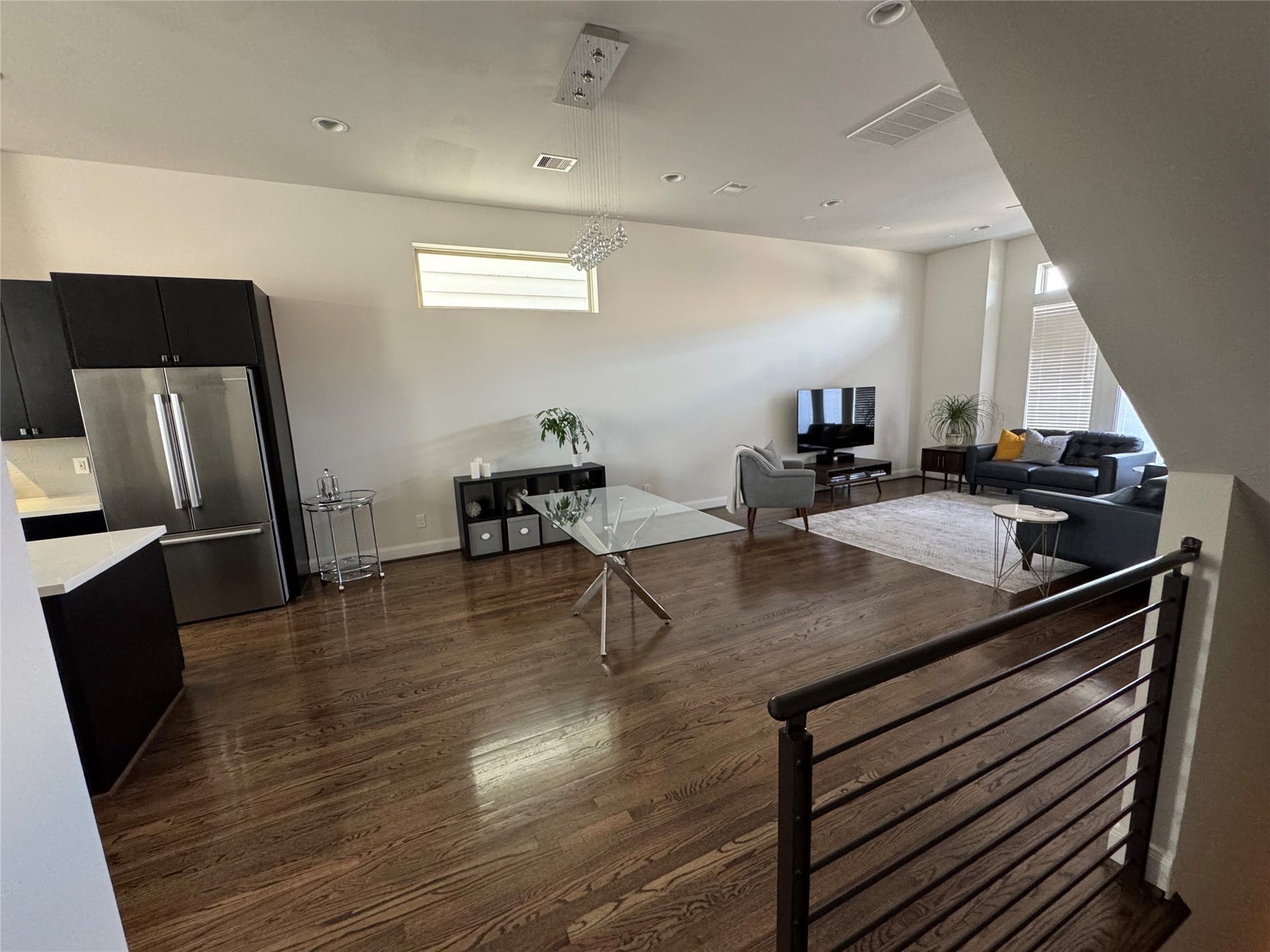 1281 Bonner Street, Houston, TX 77007 Living/Den 2nd Level